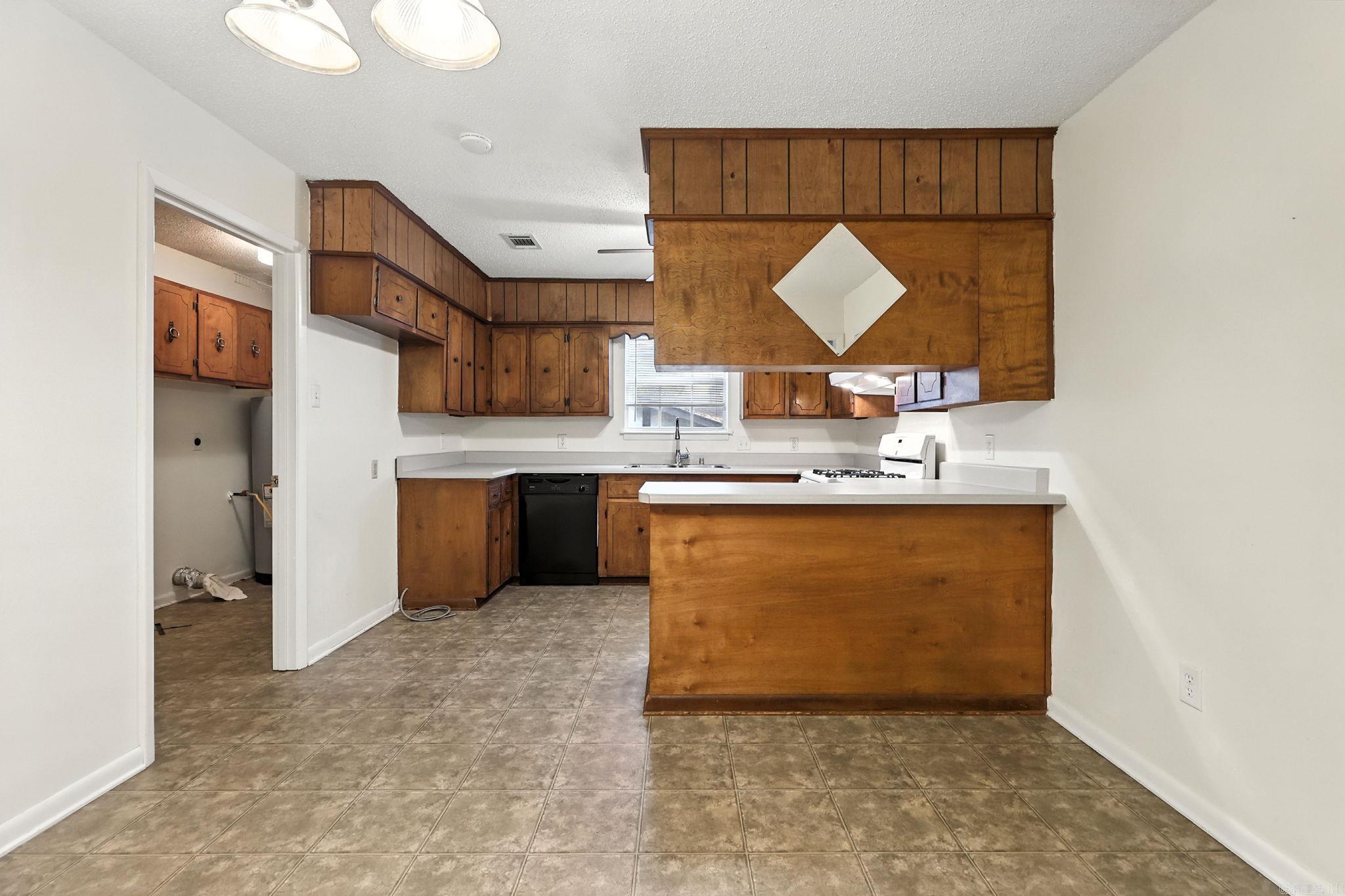 8400 Merriwood Court Sherwood, AR 72120