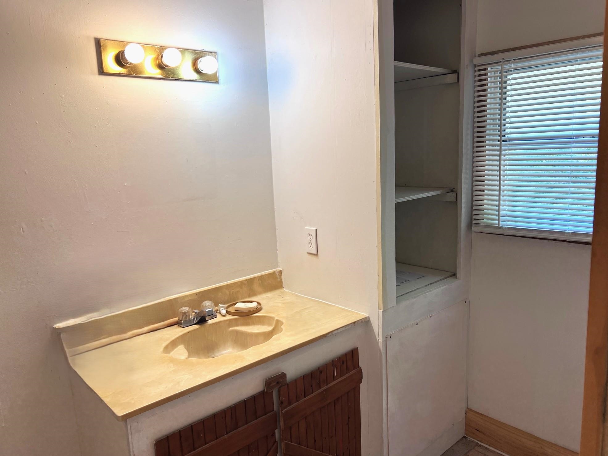 4838 Herpel  Mountain View, AR