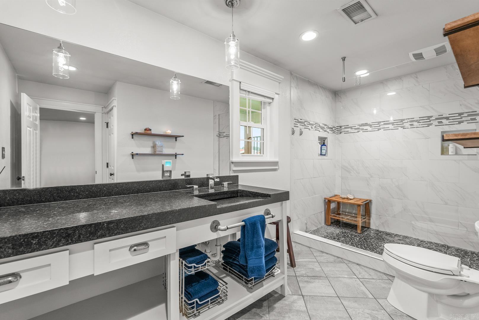 271 AUSTIN LOOP  El Paso, AR