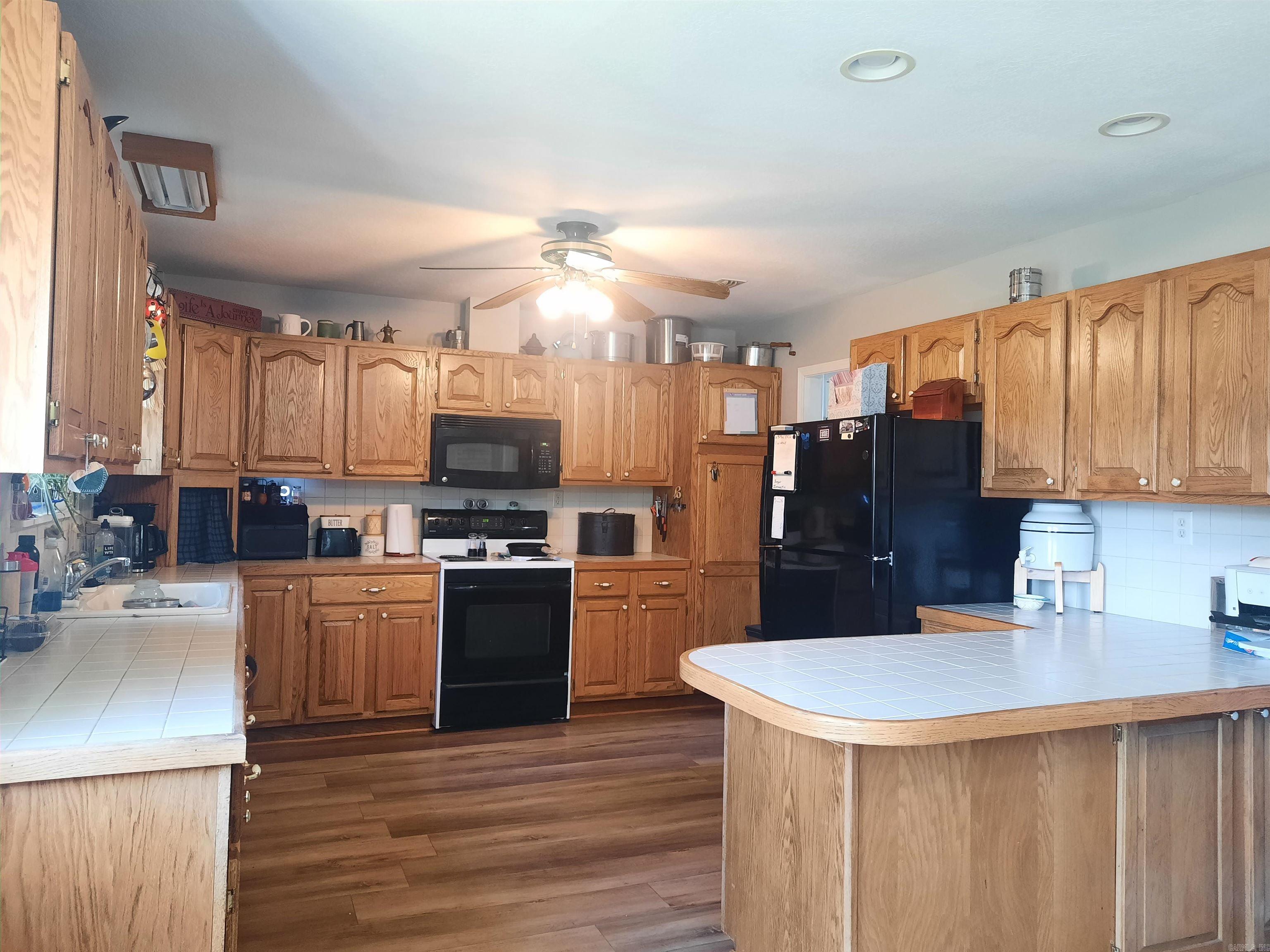 3201 McKinney  Mountain View, AR