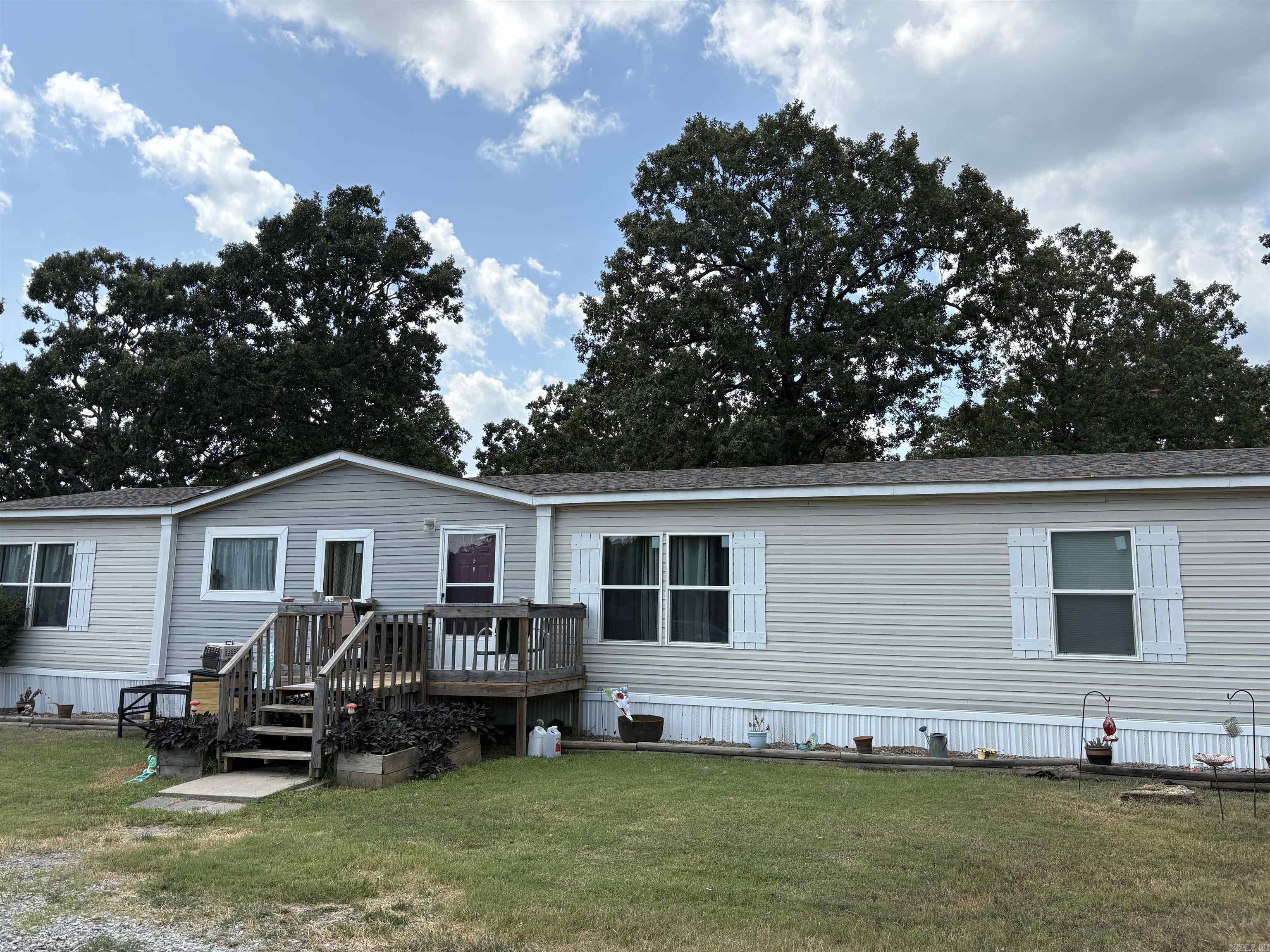 100 Round Tree  Searcy, AR