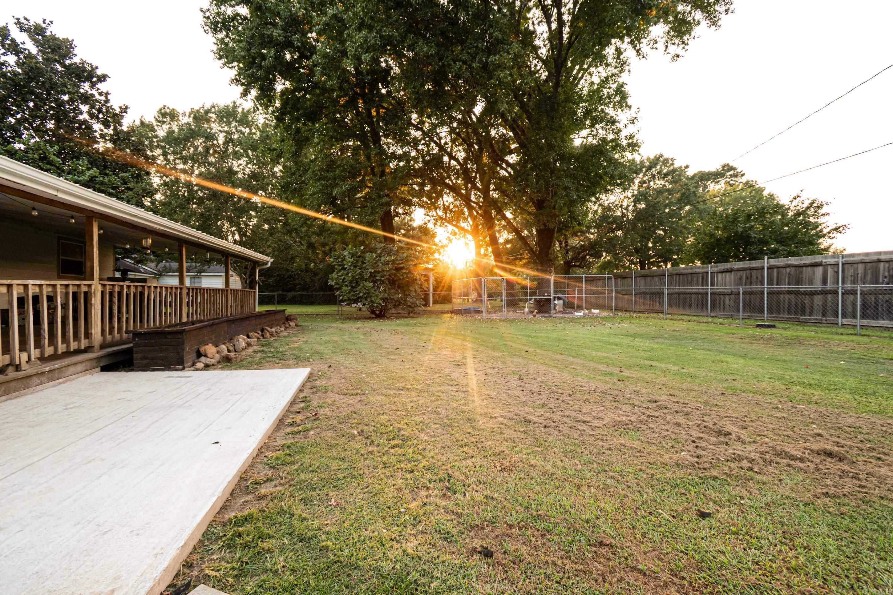 613 E Cleveland St Taylor, AR 71861