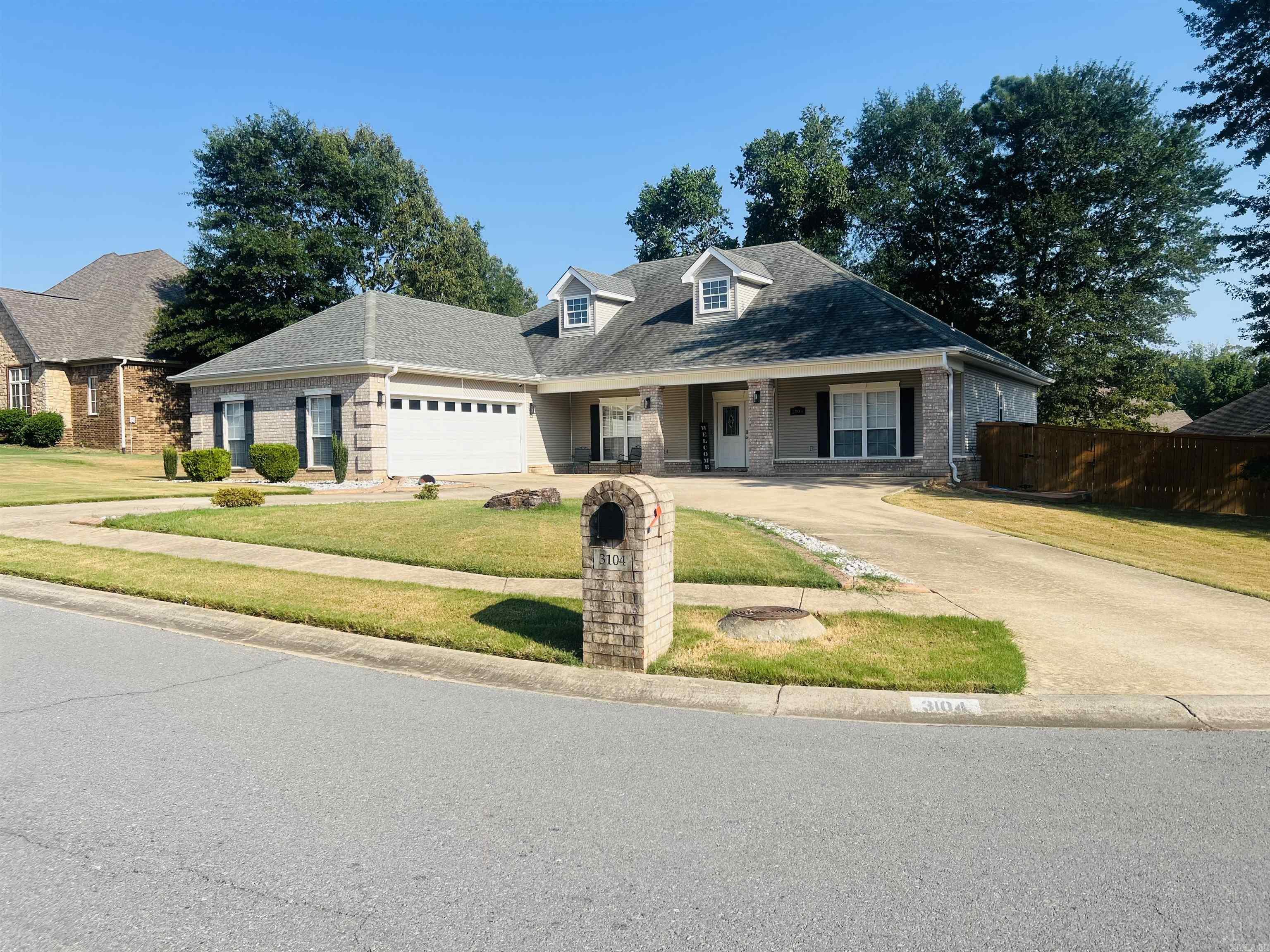 3104 Debra Gaye Drive Bryant, AR 72022