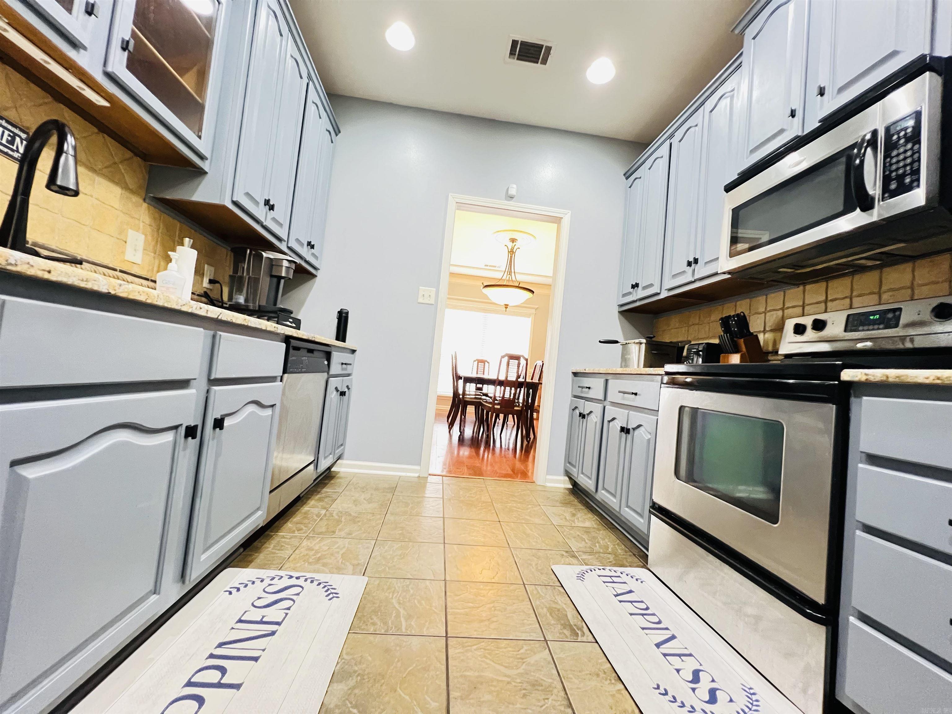 3104 Debra Gaye Drive Bryant, AR 72022