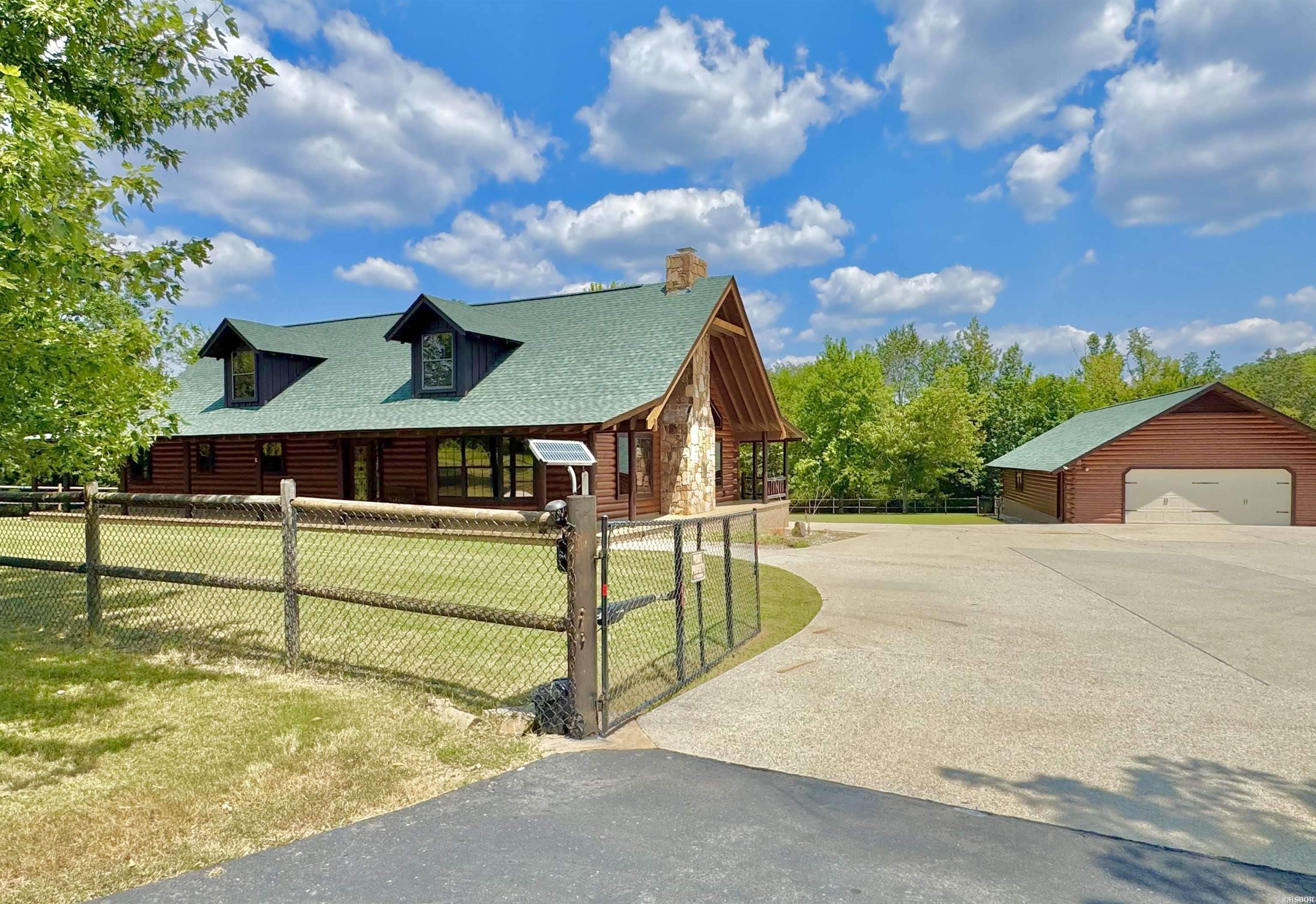 1646 Brady Mountain  Royal, AR