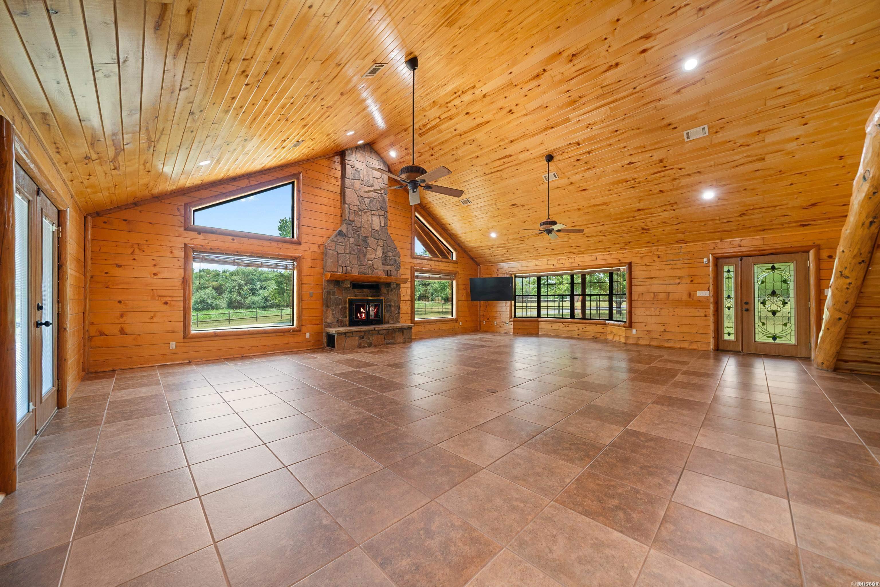1646 Brady Mountain  Royal, AR