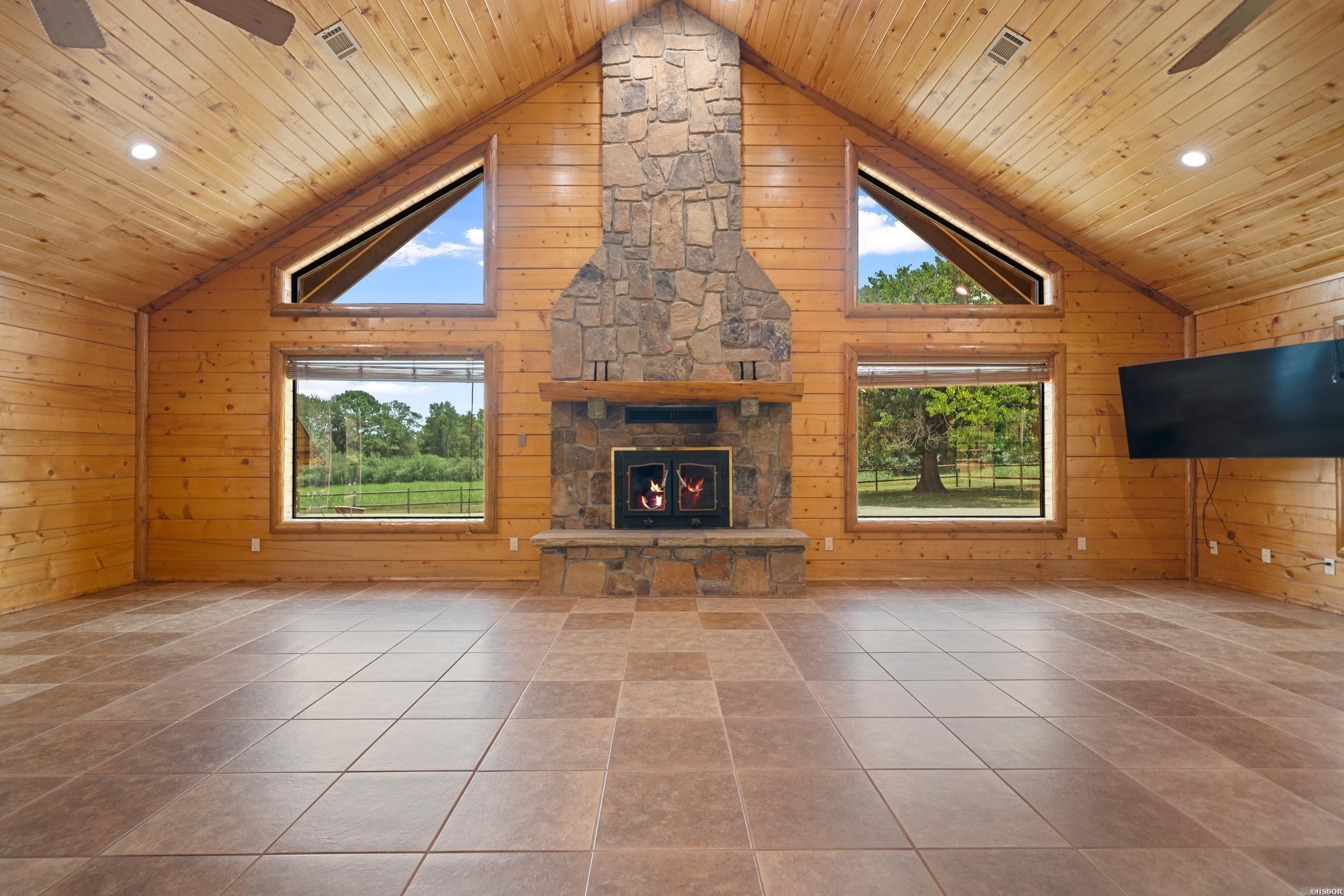 1646 Brady Mountain  Royal, AR
