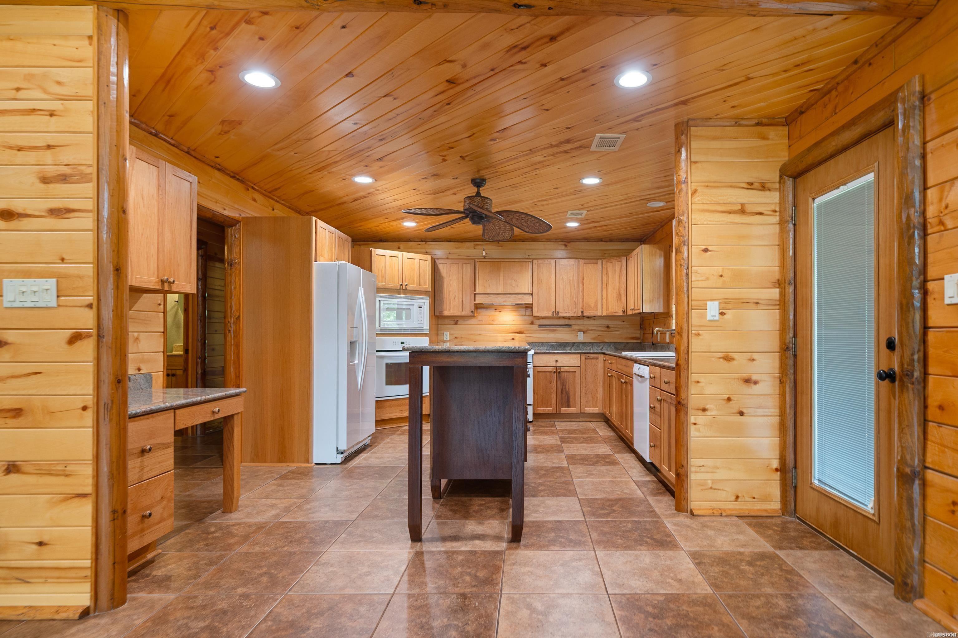 1646 Brady Mountain  Royal, AR