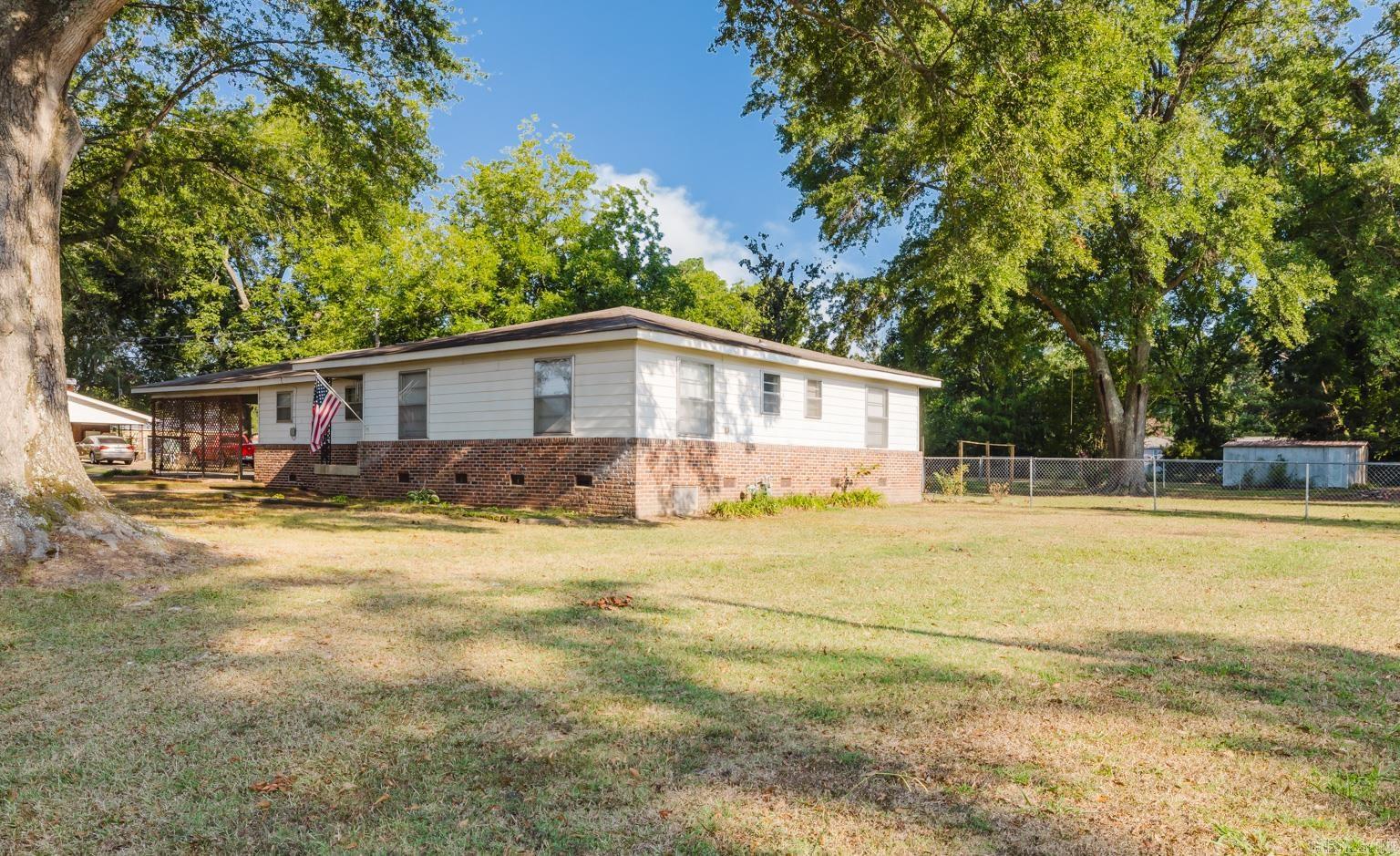 600 Peach Street Prattsville, AR 72129