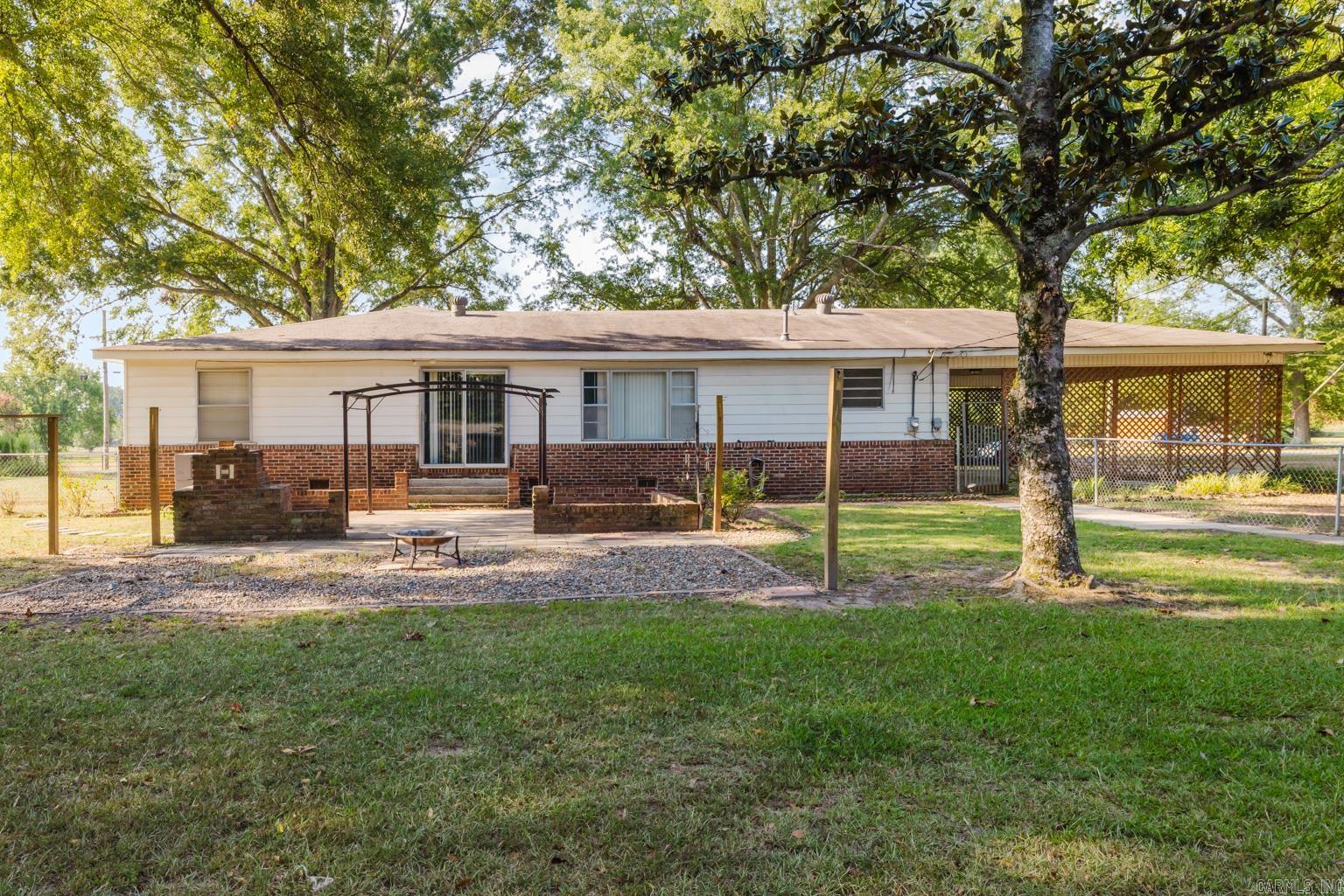 600 Peach Street Prattsville, AR 72129