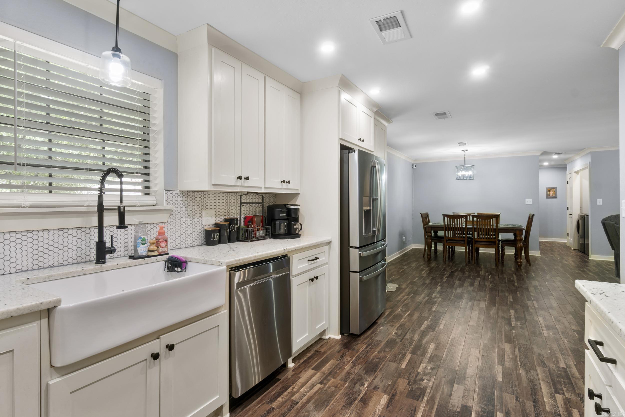 506 W Louisiana  Beebe, AR
