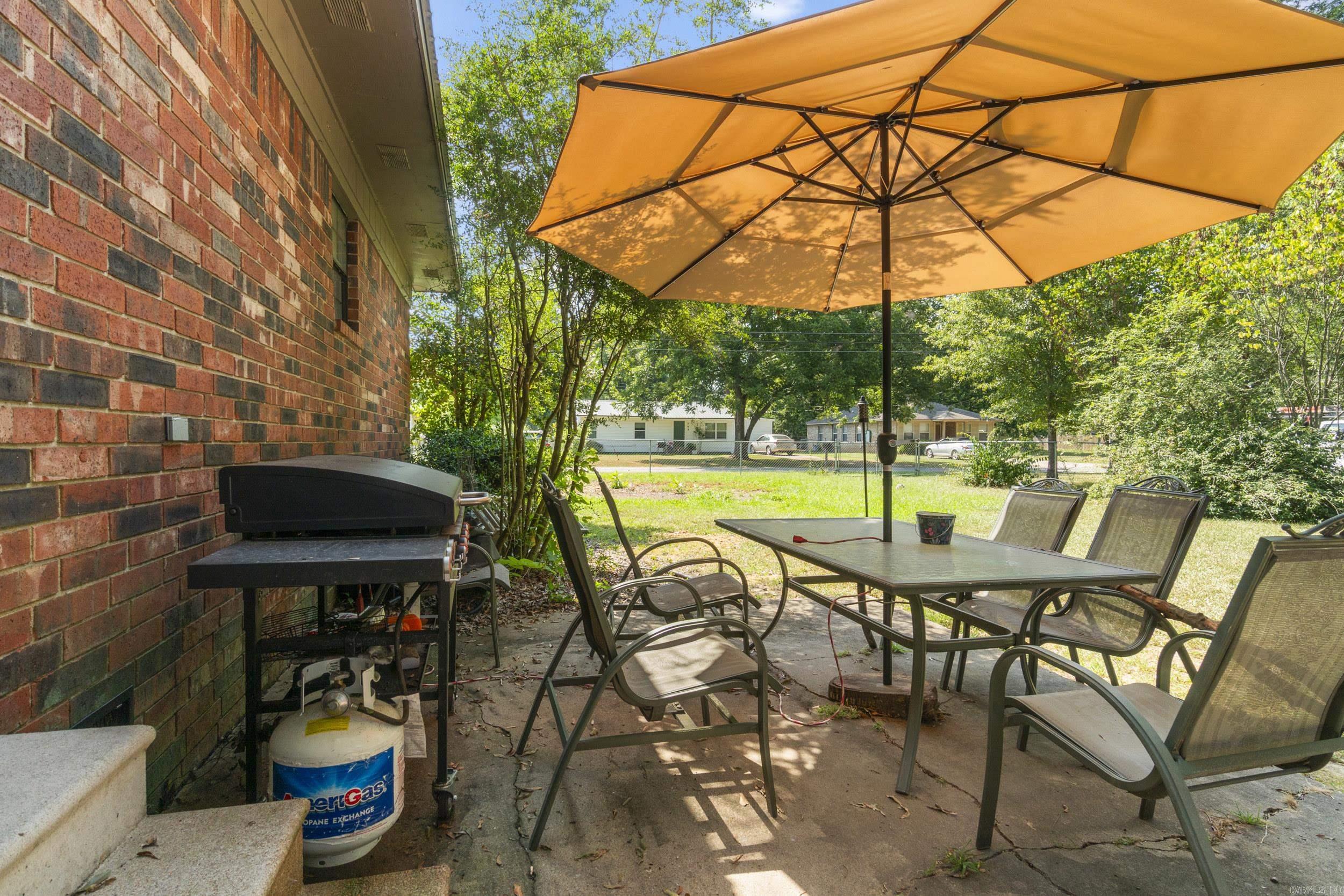 506 W Louisiana  Beebe, AR