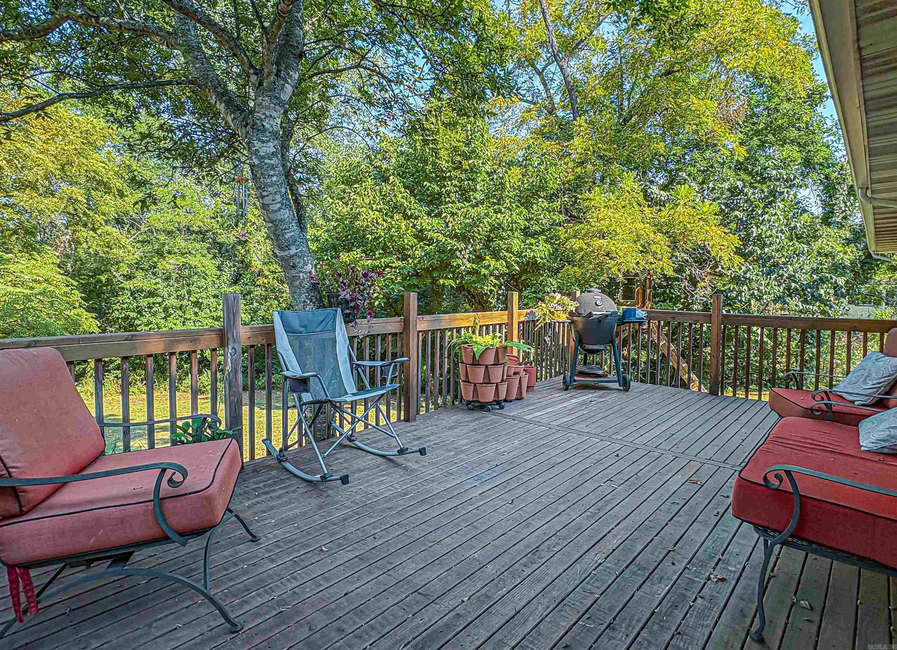 916 N Estes  Yellville, AR