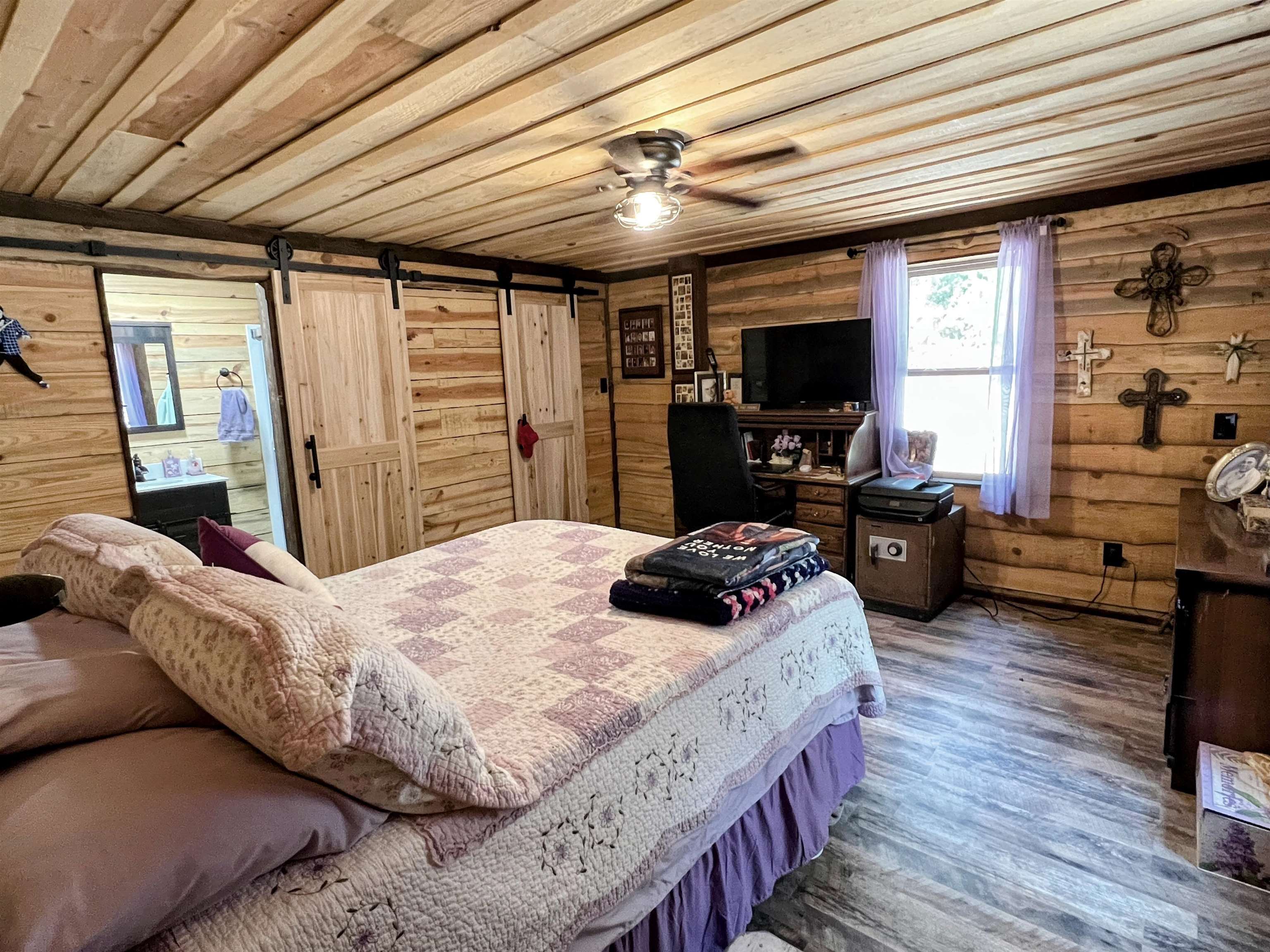 2510 Old Larkin  Melbourne, AR