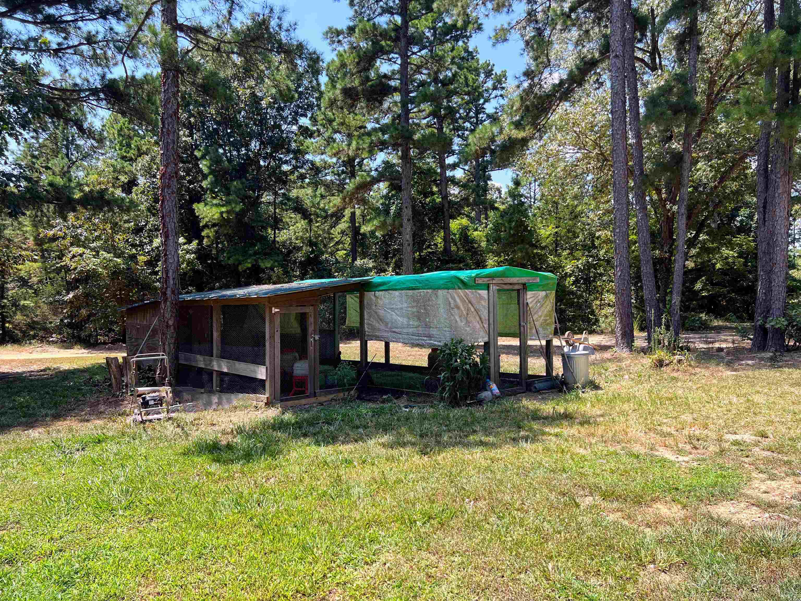 2510 Old Larkin  Melbourne, AR