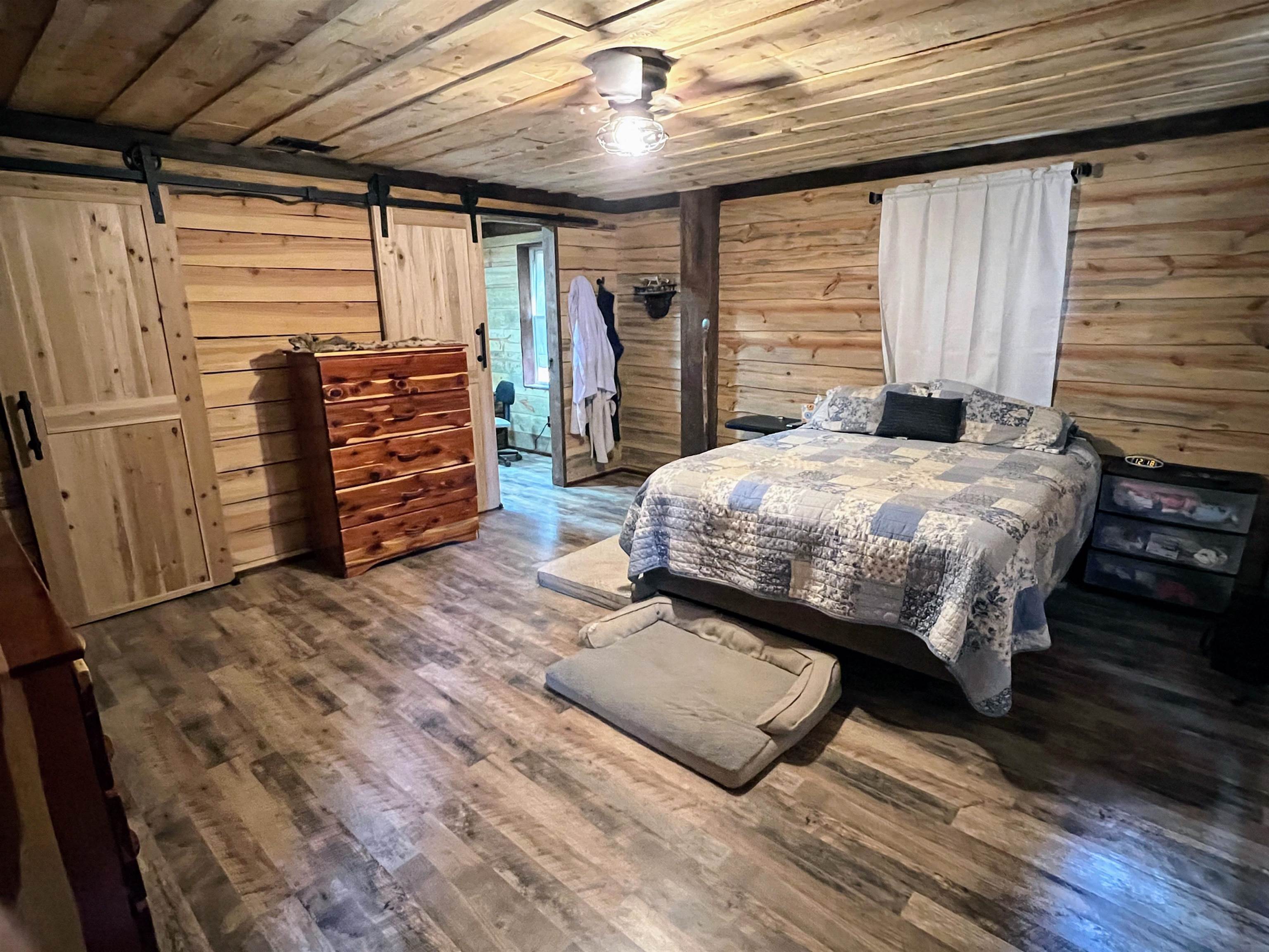 2510 Old Larkin  Melbourne, AR
