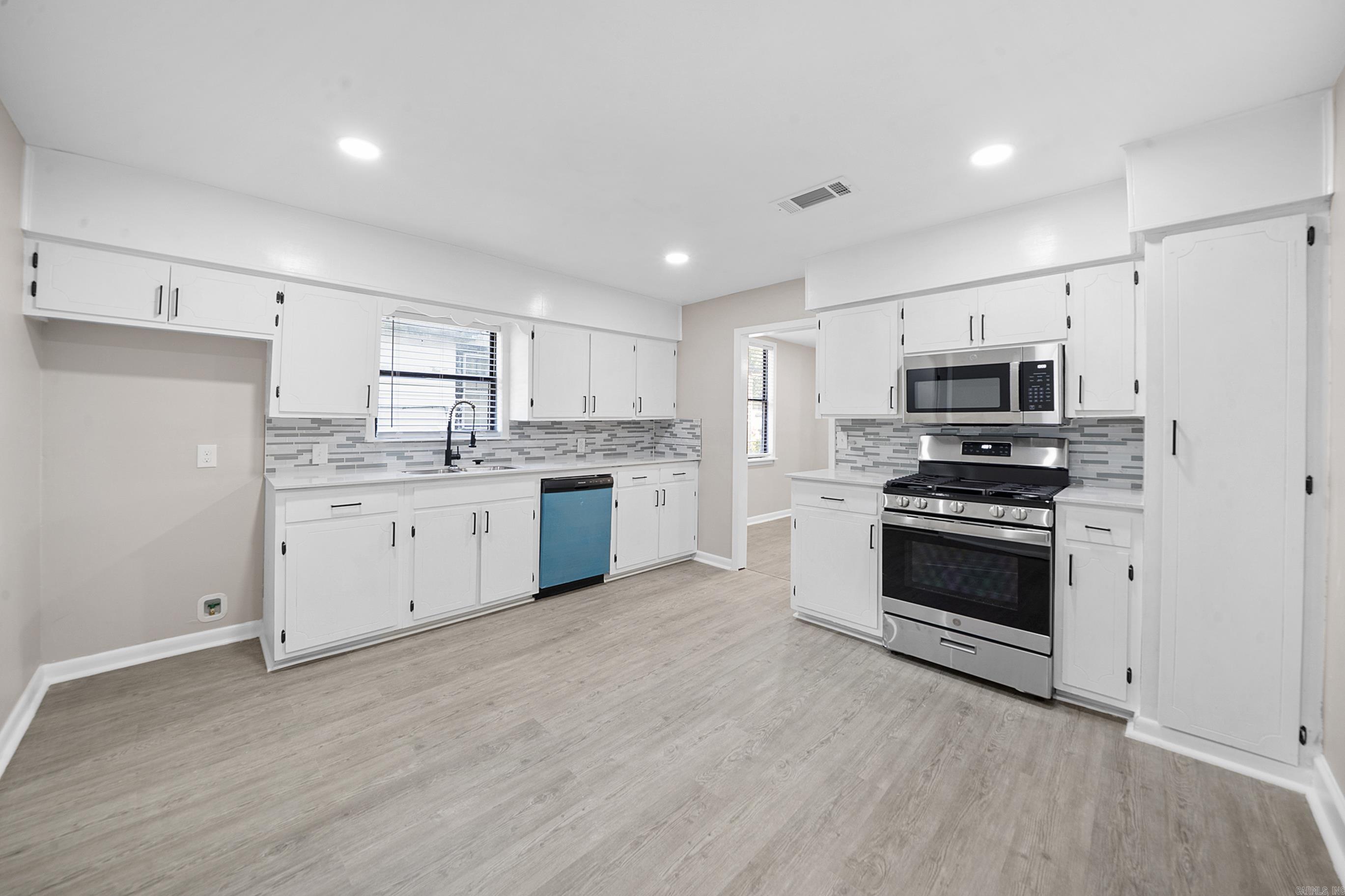 2118 S Pine  Little Rock, AR