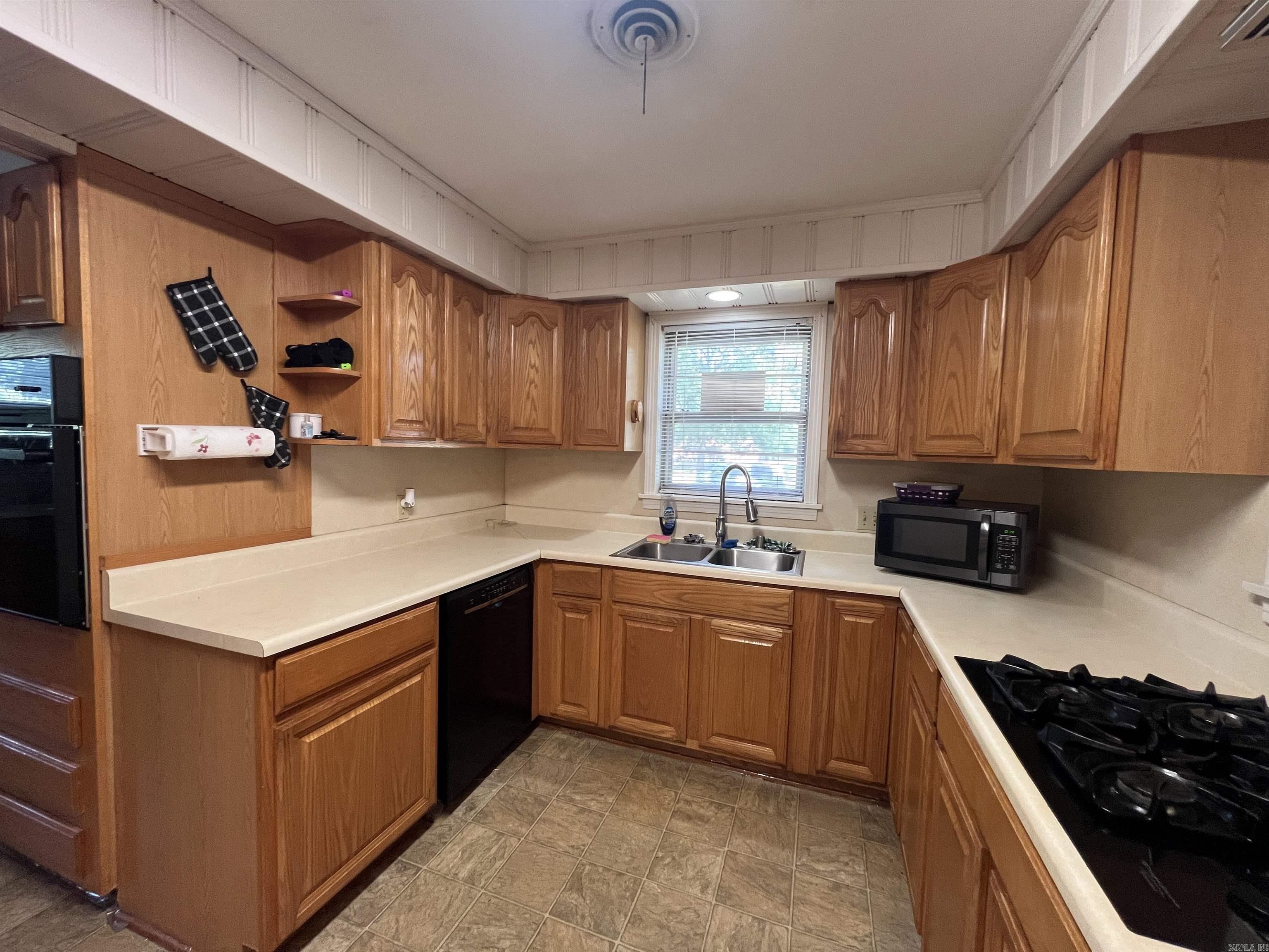 5411 Chapel Gardens  White Hall, AR