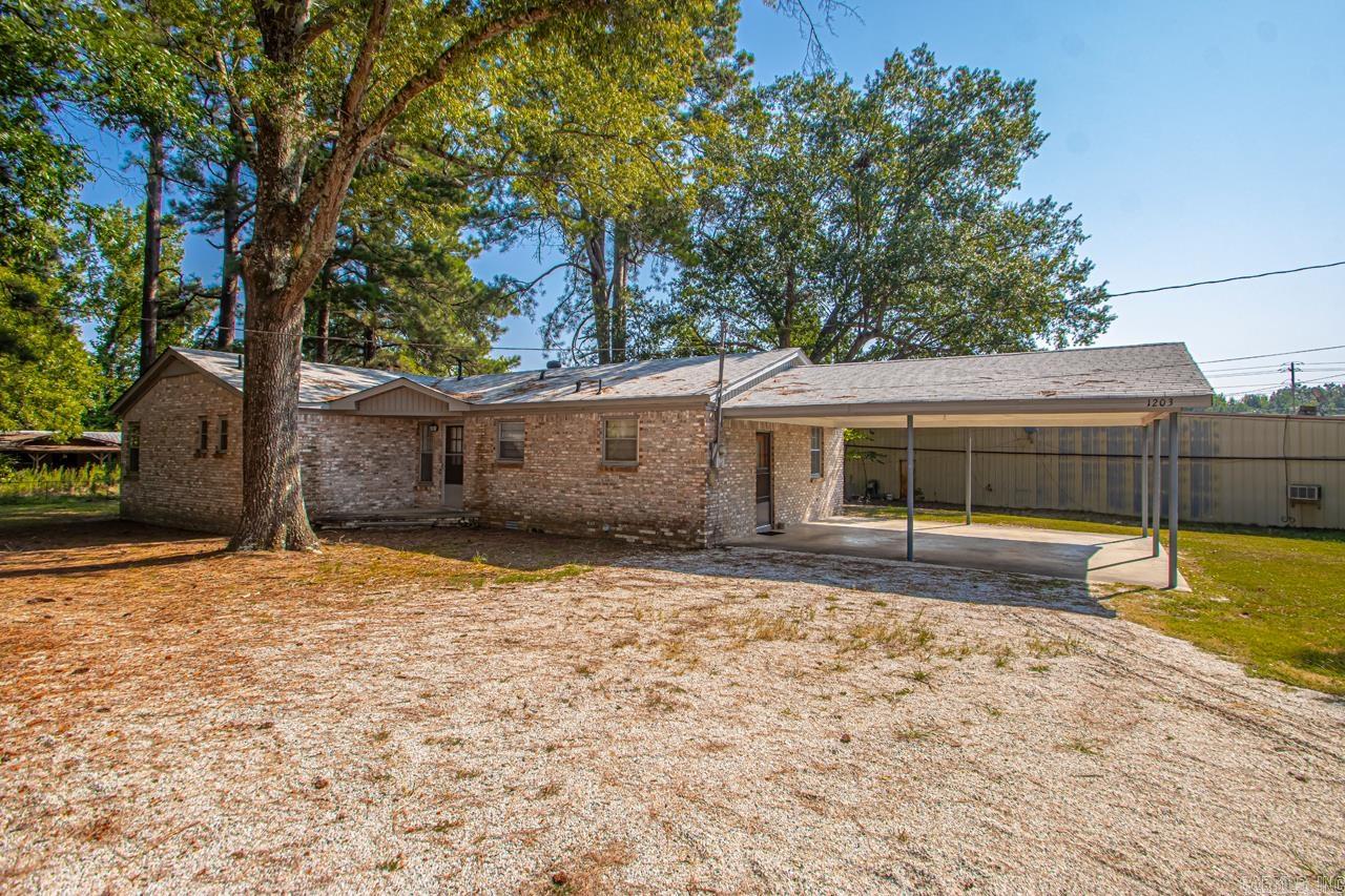1203 N Rock Street Sheridan, AR 72150