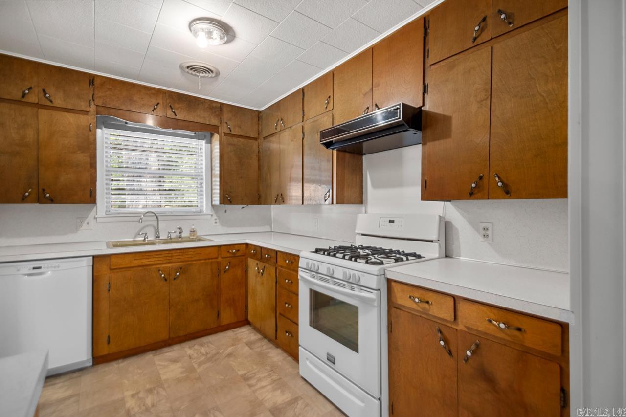 1203 N Rock Street Sheridan, AR 72150