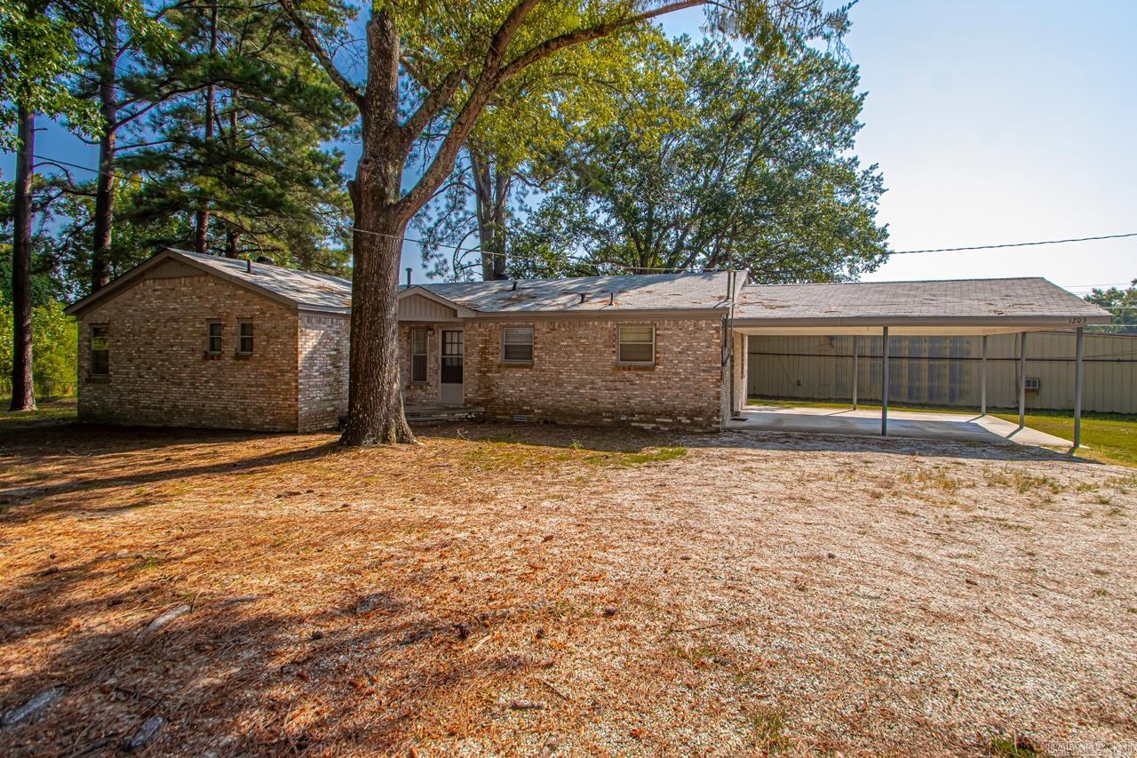 1203 N Rock Street Sheridan, AR 72150