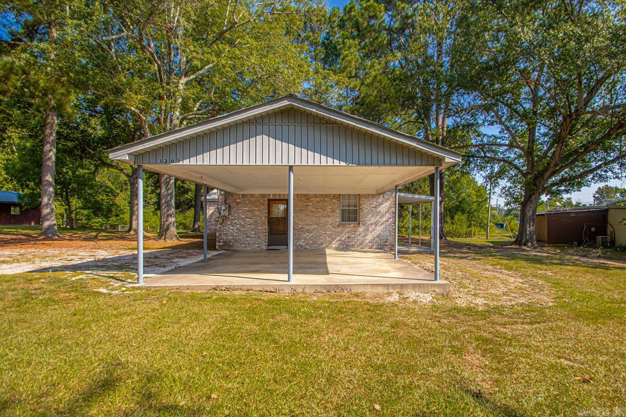 1203 N Rock Street Sheridan, AR 72150