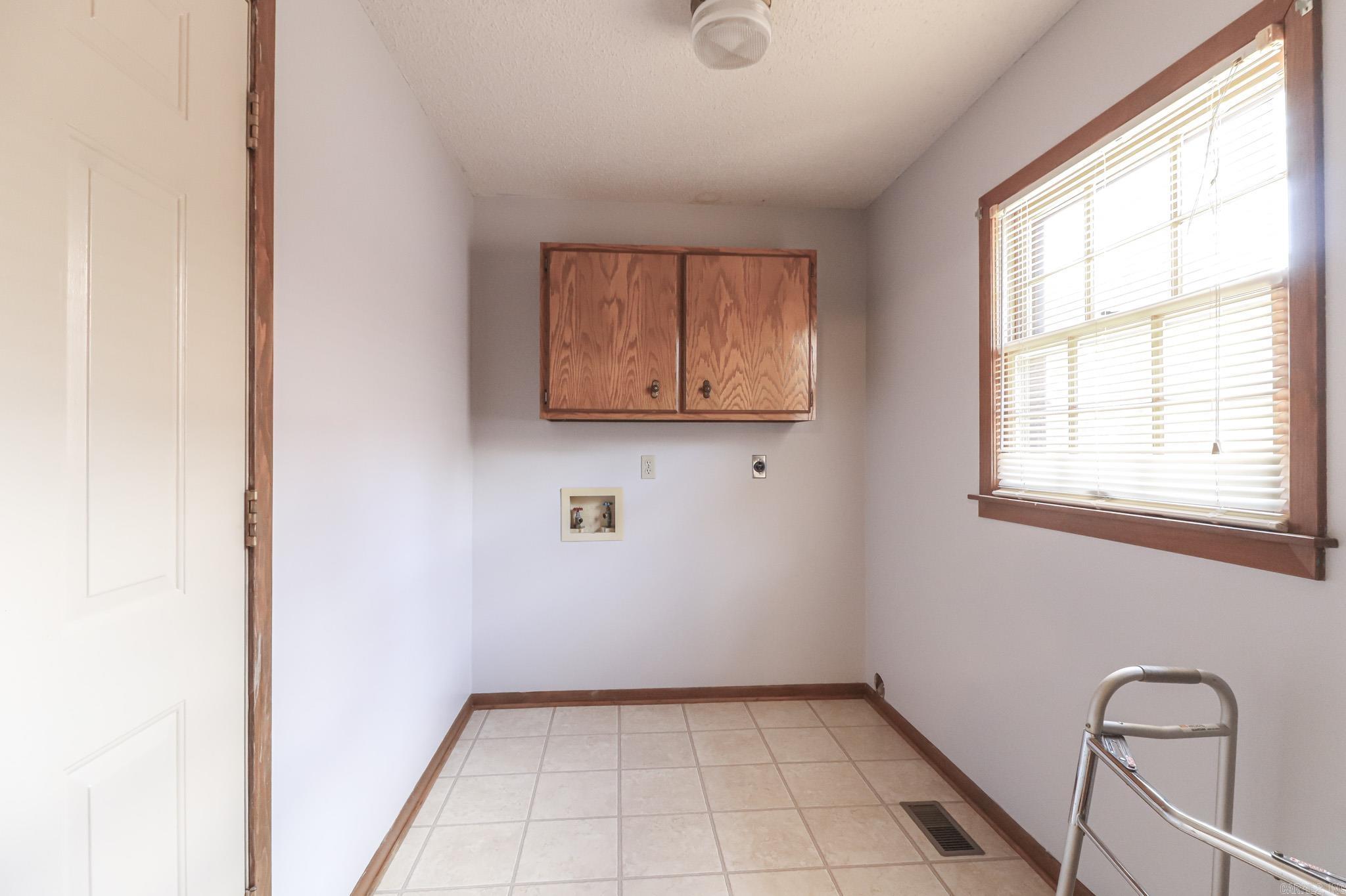 1101 oriole  Jonesboro, AR