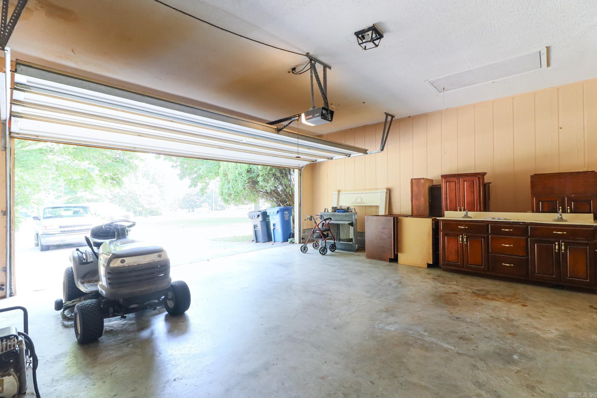 1101 oriole  Jonesboro, AR