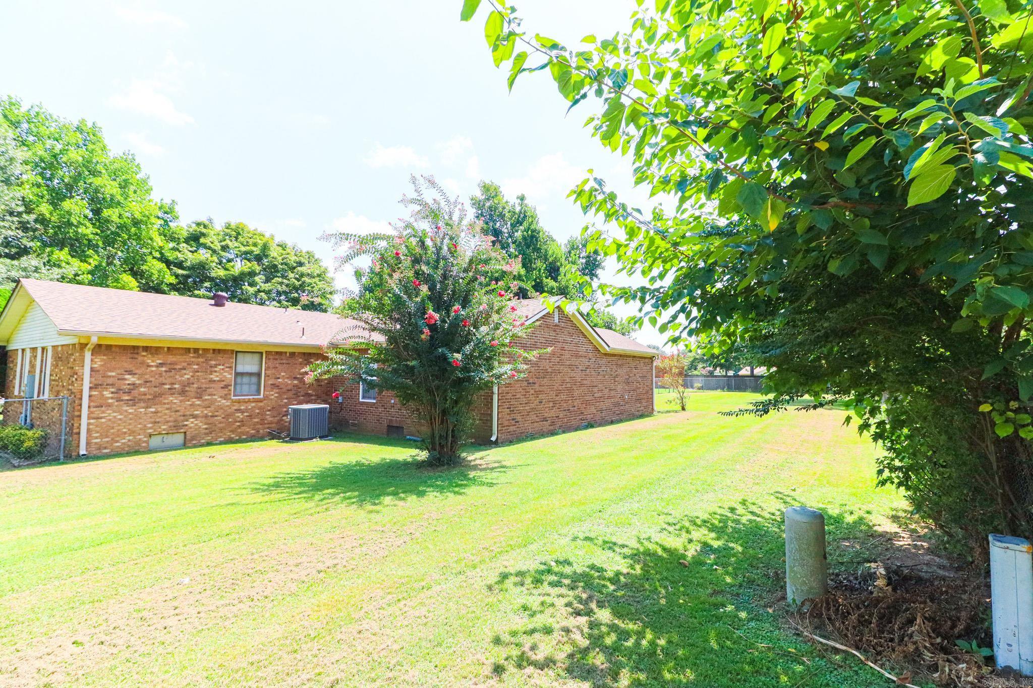 1101 oriole  Jonesboro, AR