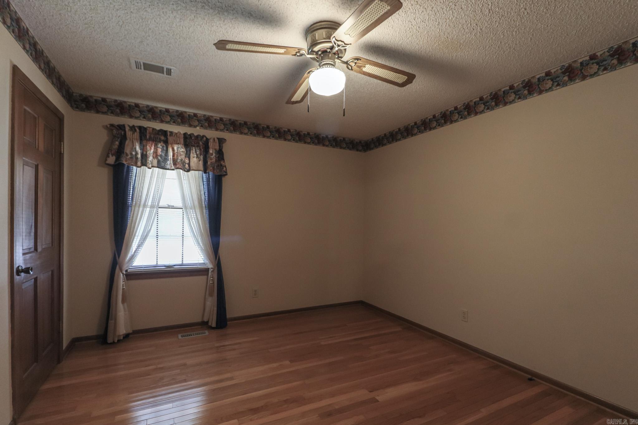 1101 oriole  Jonesboro, AR