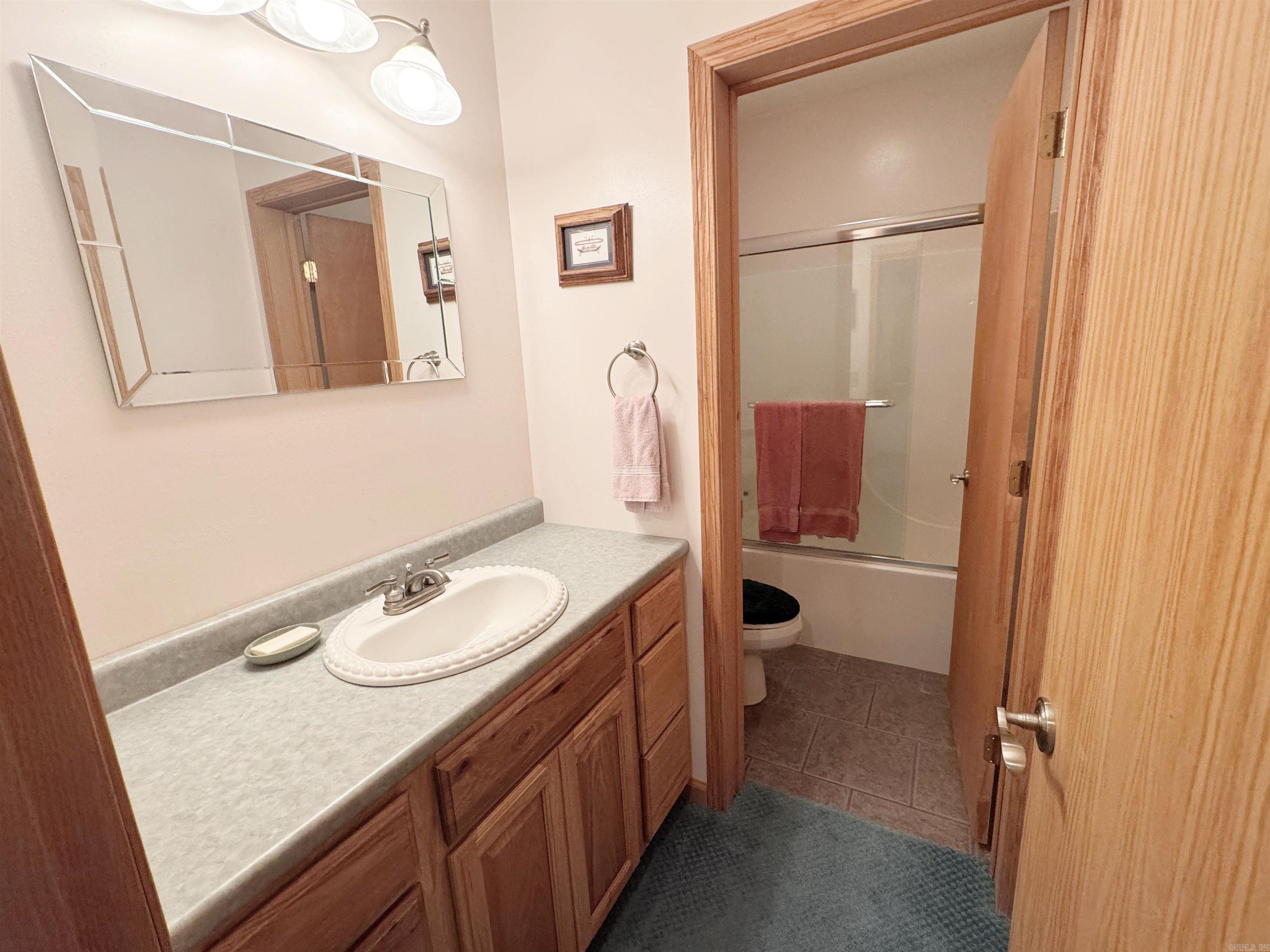 4003 Sunny Fox Rd Mountain View, AR 72560