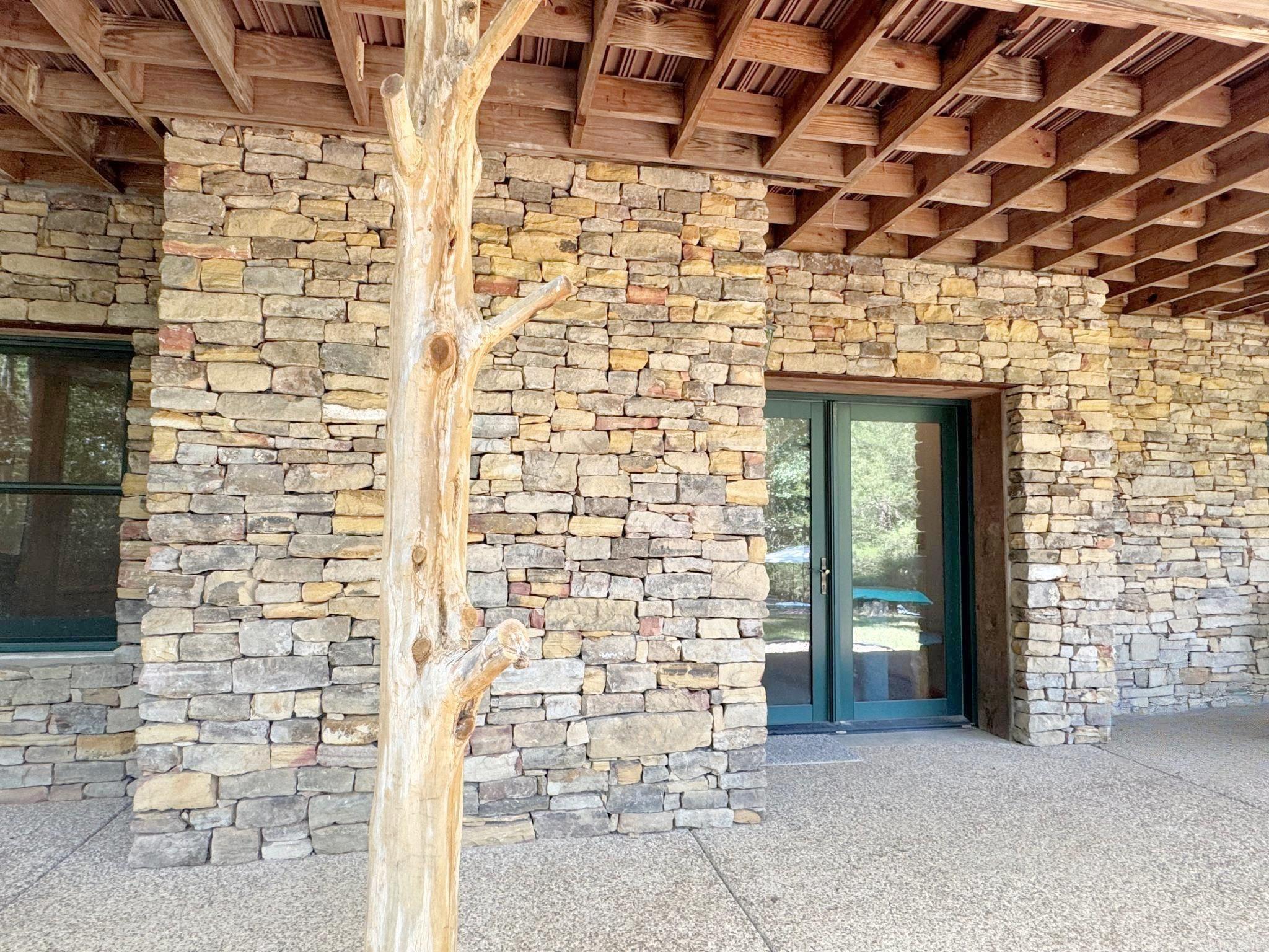 4003 Sunny Fox Rd Mountain View, AR 72560
