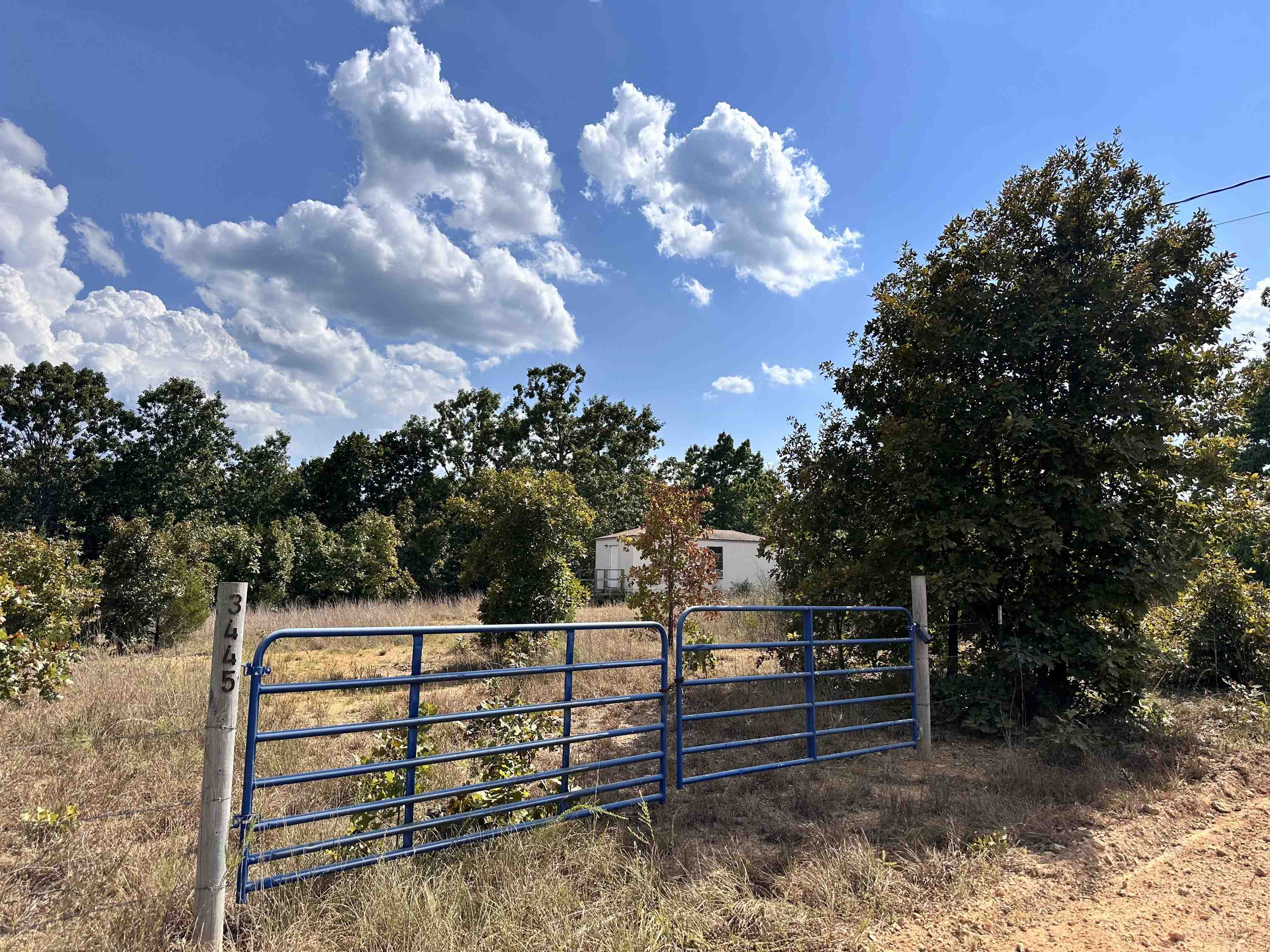 3445 Magnolia Road Salem, AR 72576