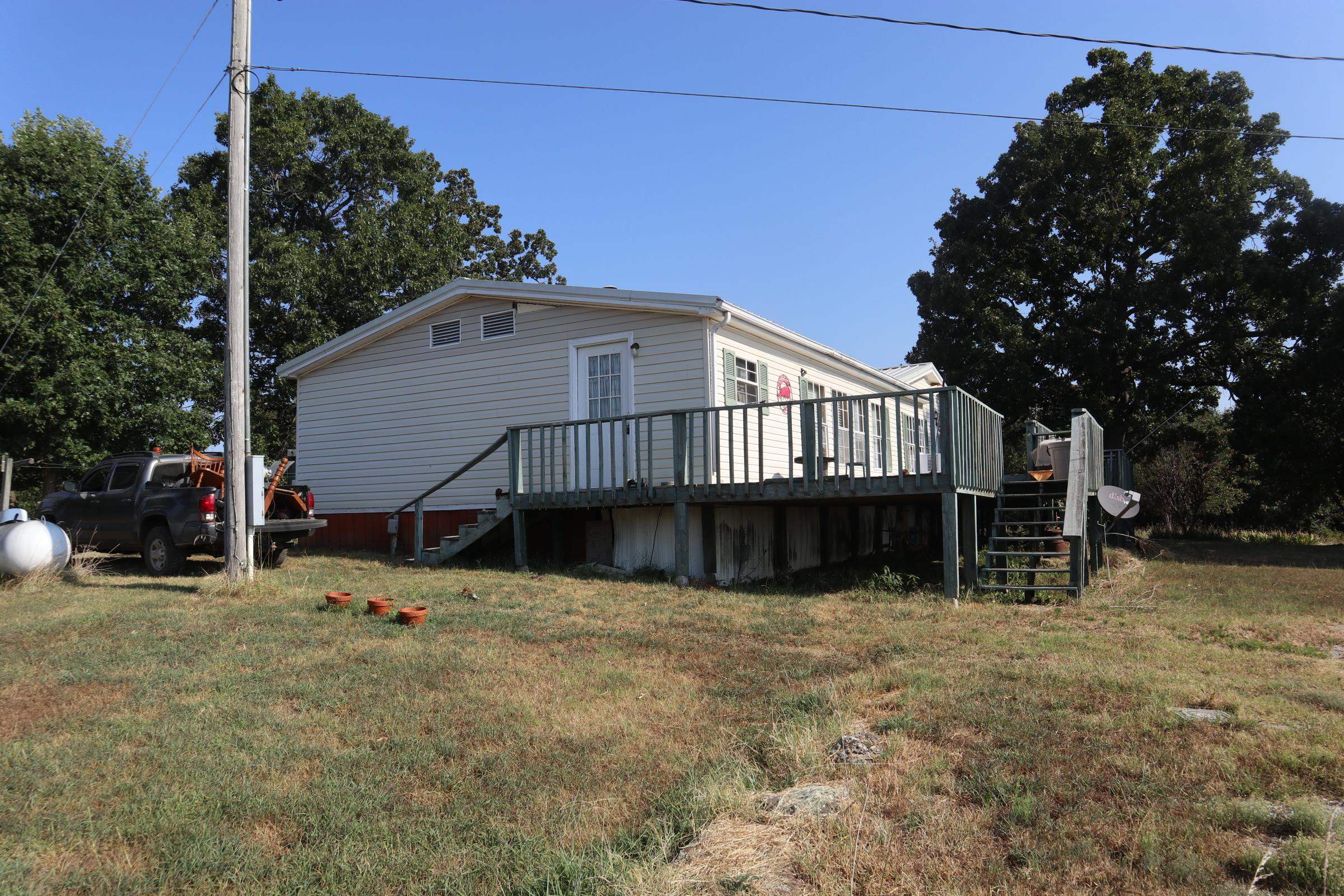 633 Hwy 289 S  Salem, AR