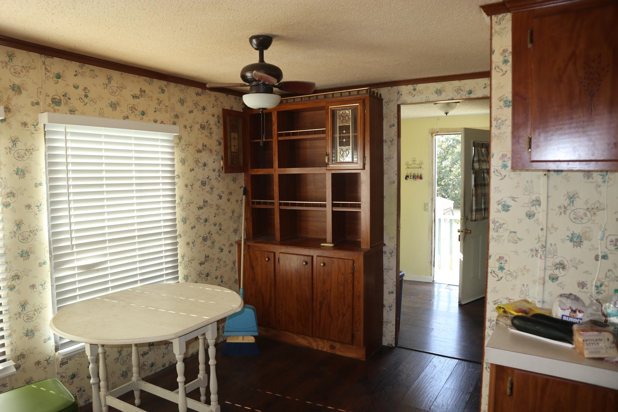 633 Hwy 289 S  Salem, AR