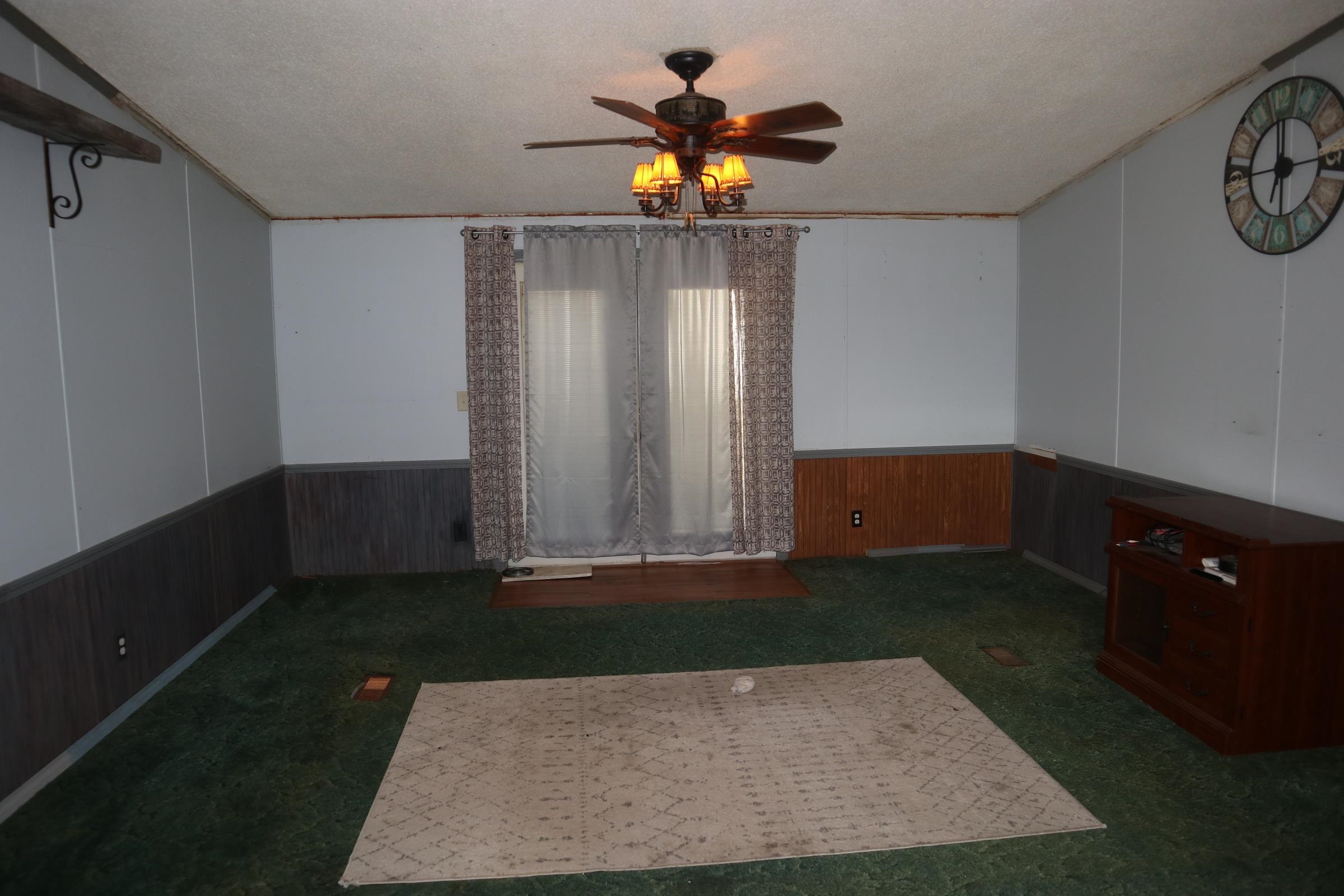 633 Hwy 289 S  Salem, AR