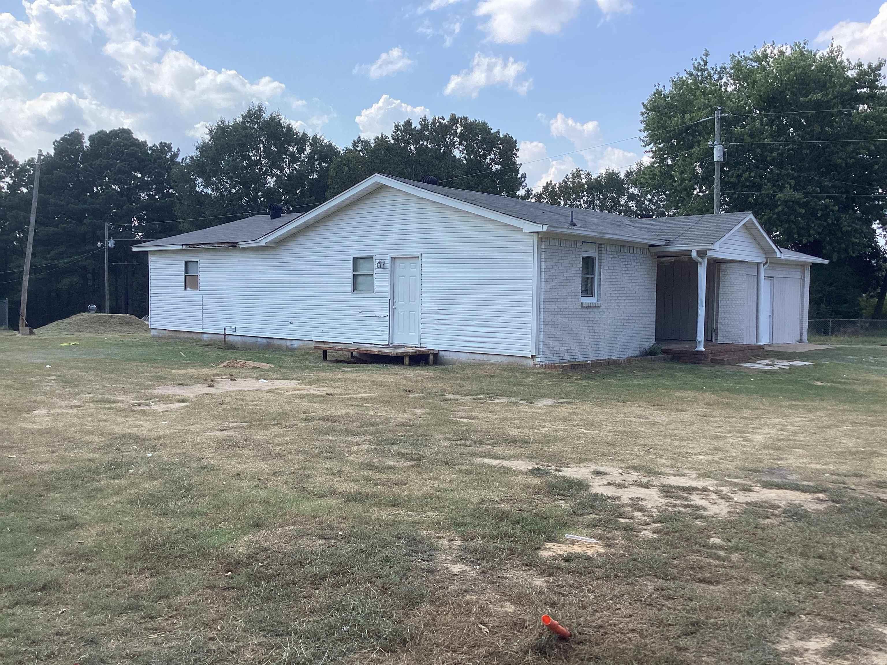 14220 Hilaro Springs  Little Rock, AR