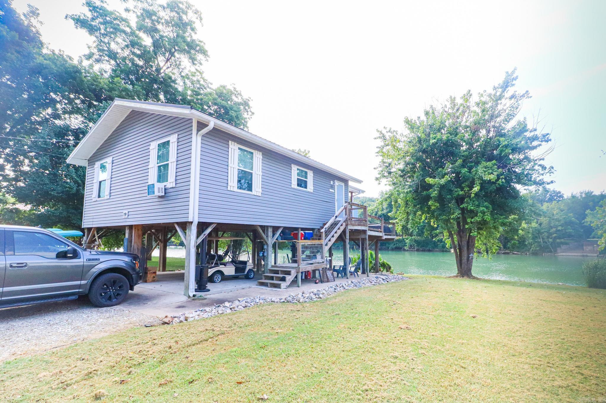 19 E valley dr  Hardy, AR