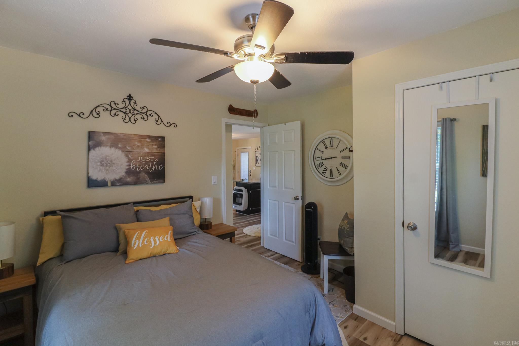 19 E valley dr  Hardy, AR