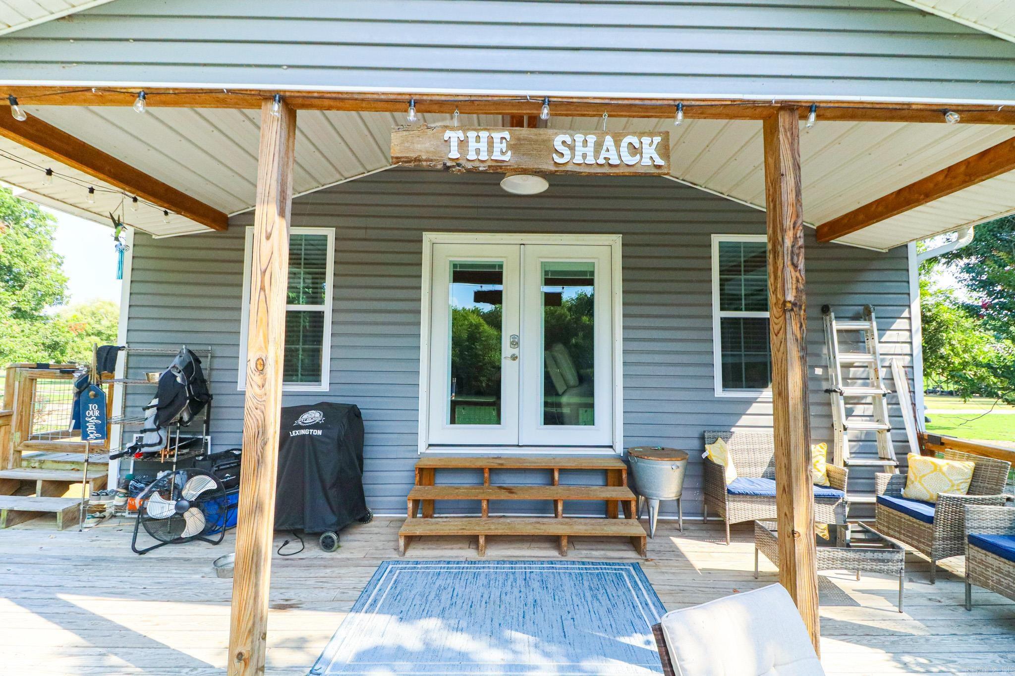 19 E valley dr  Hardy, AR