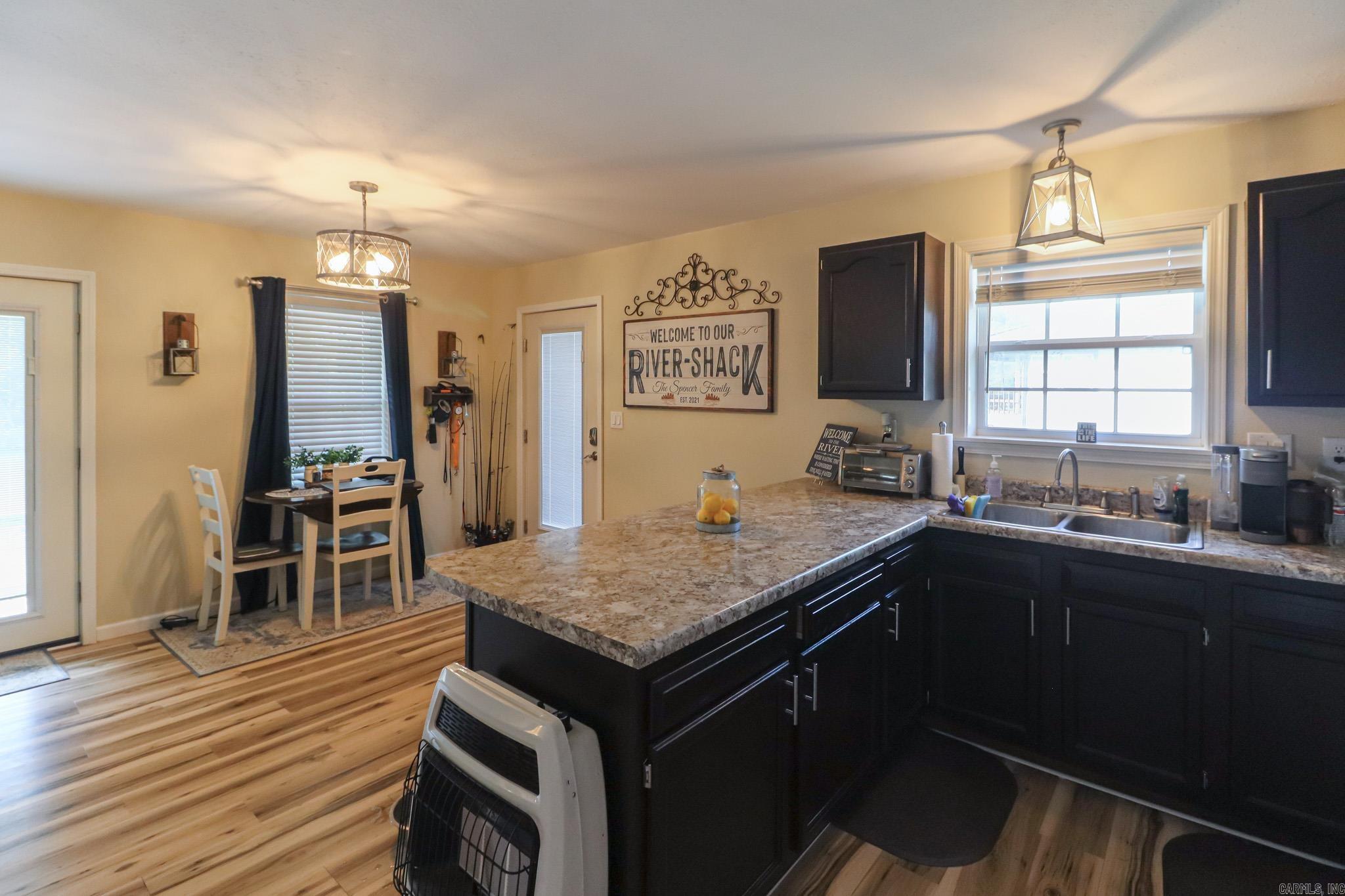 19 E valley dr  Hardy, AR