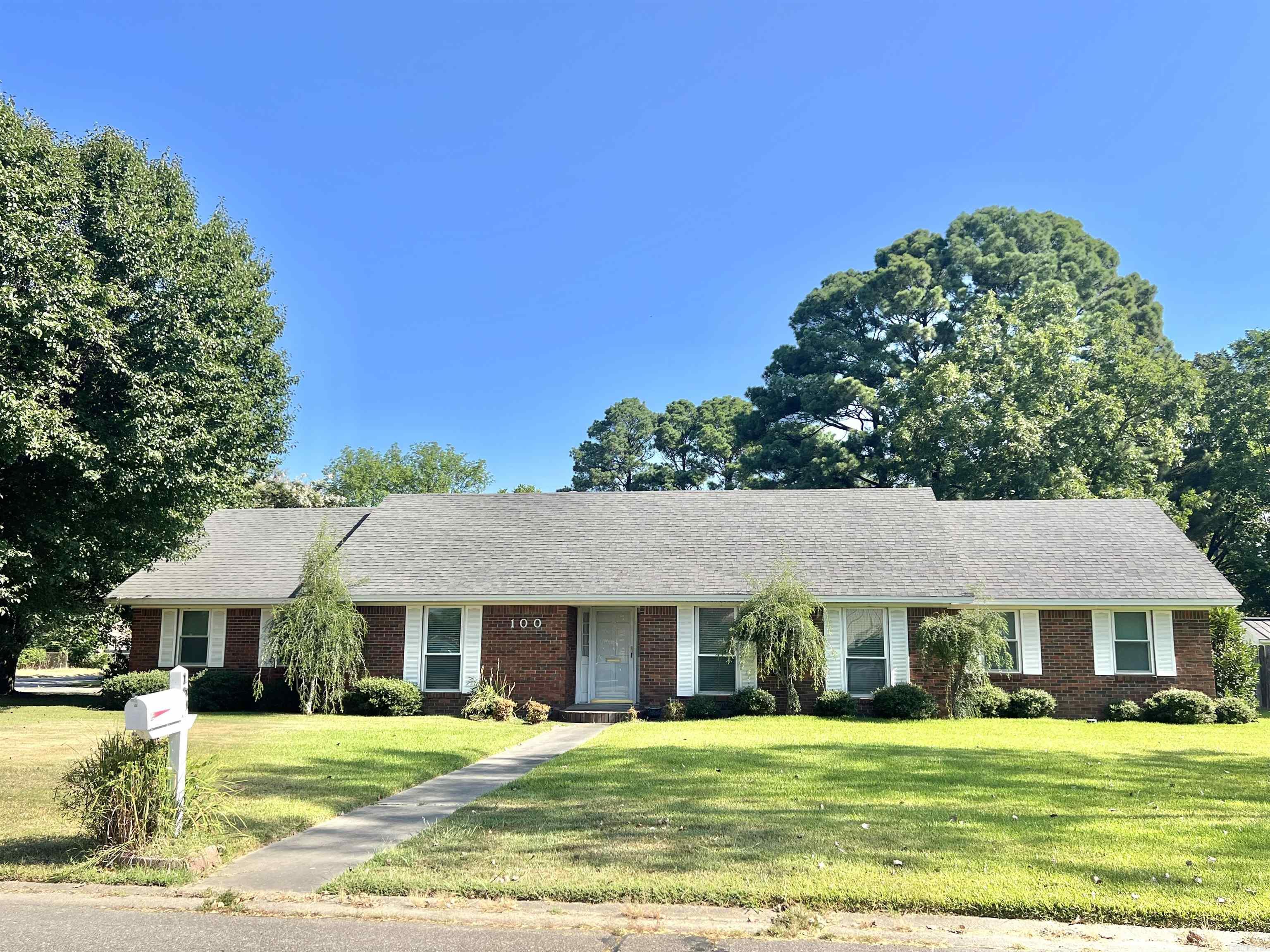 100 Indian Trail