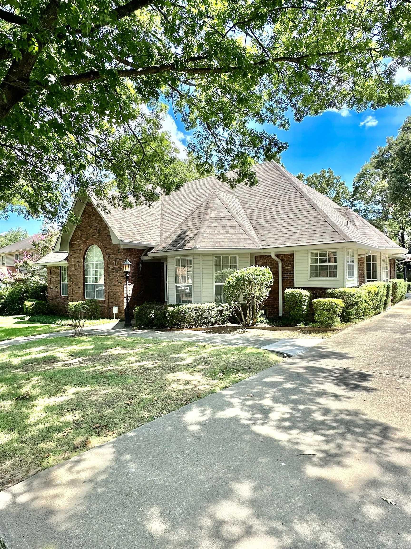 3007 Seminole Trail  Sherwood, AR