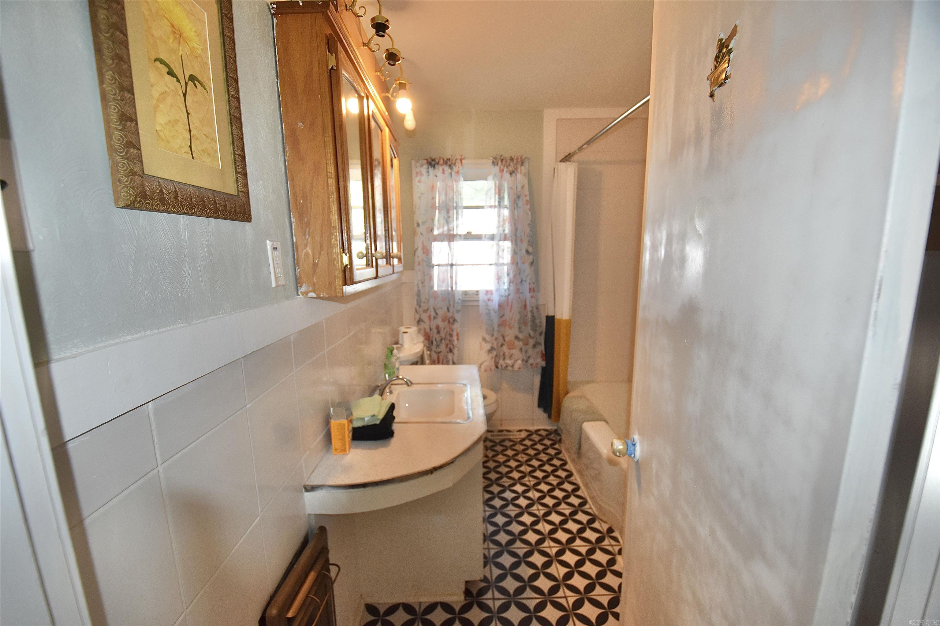719 E Mill  Malvern, AR