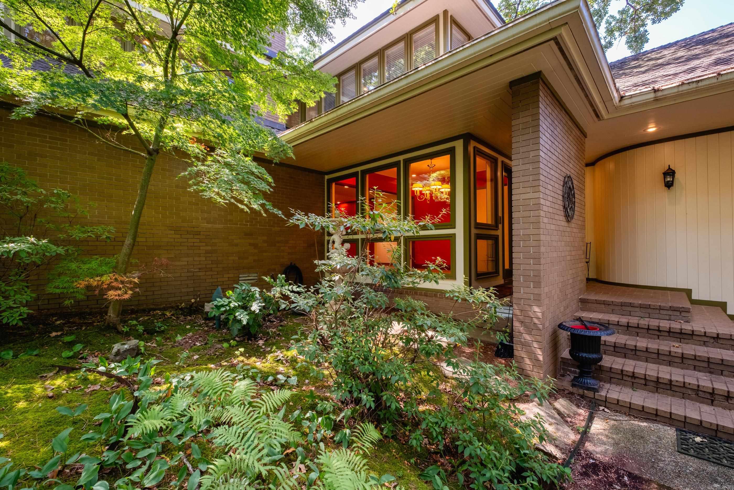 18 Hickory Hills  Little Rock, AR