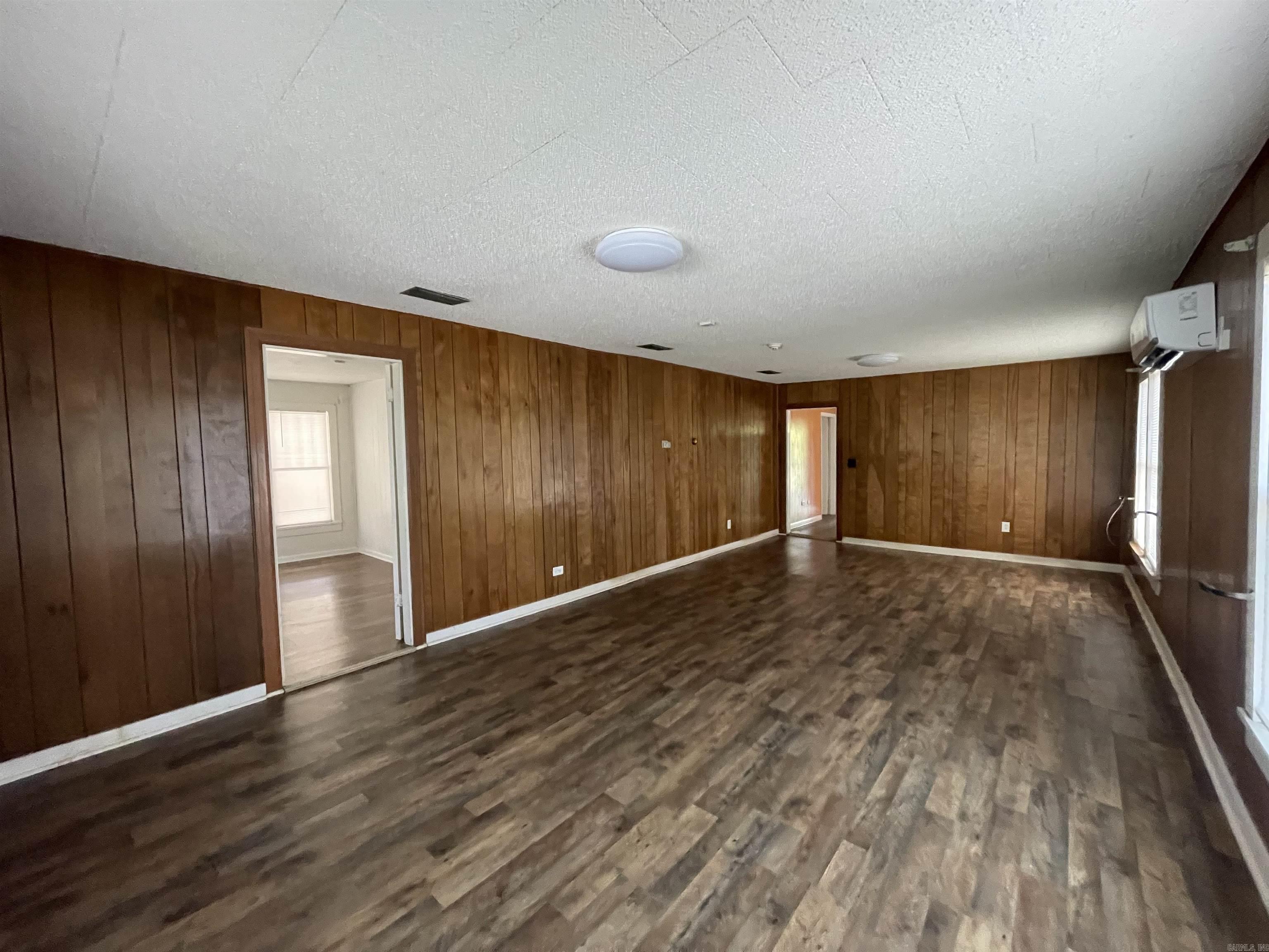 609 W Highland Ave  Malvern, AR