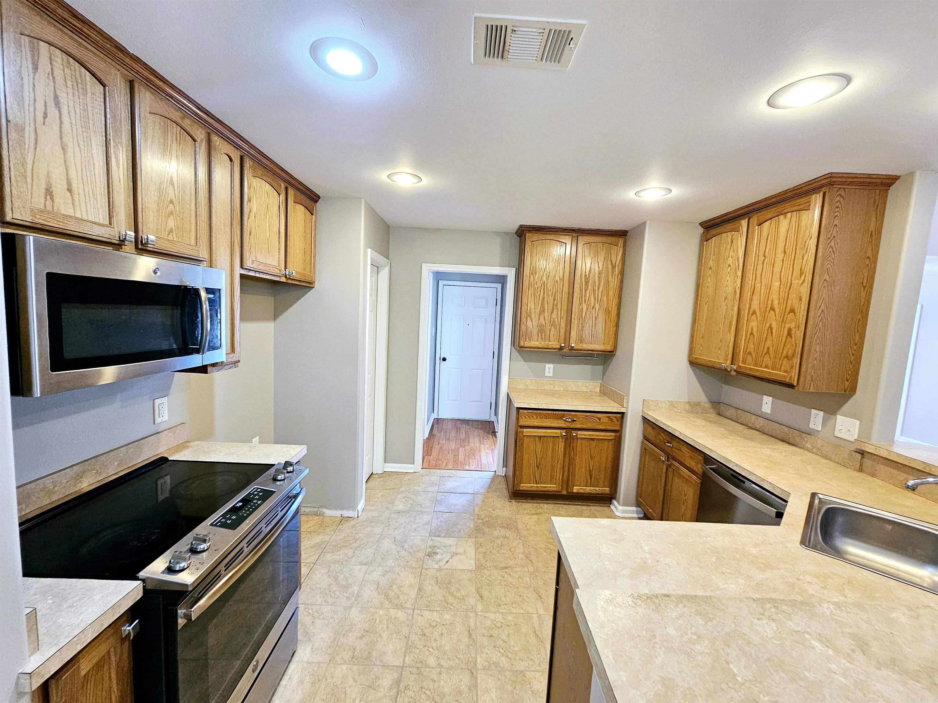 1014 Skyline  Alexander, AR