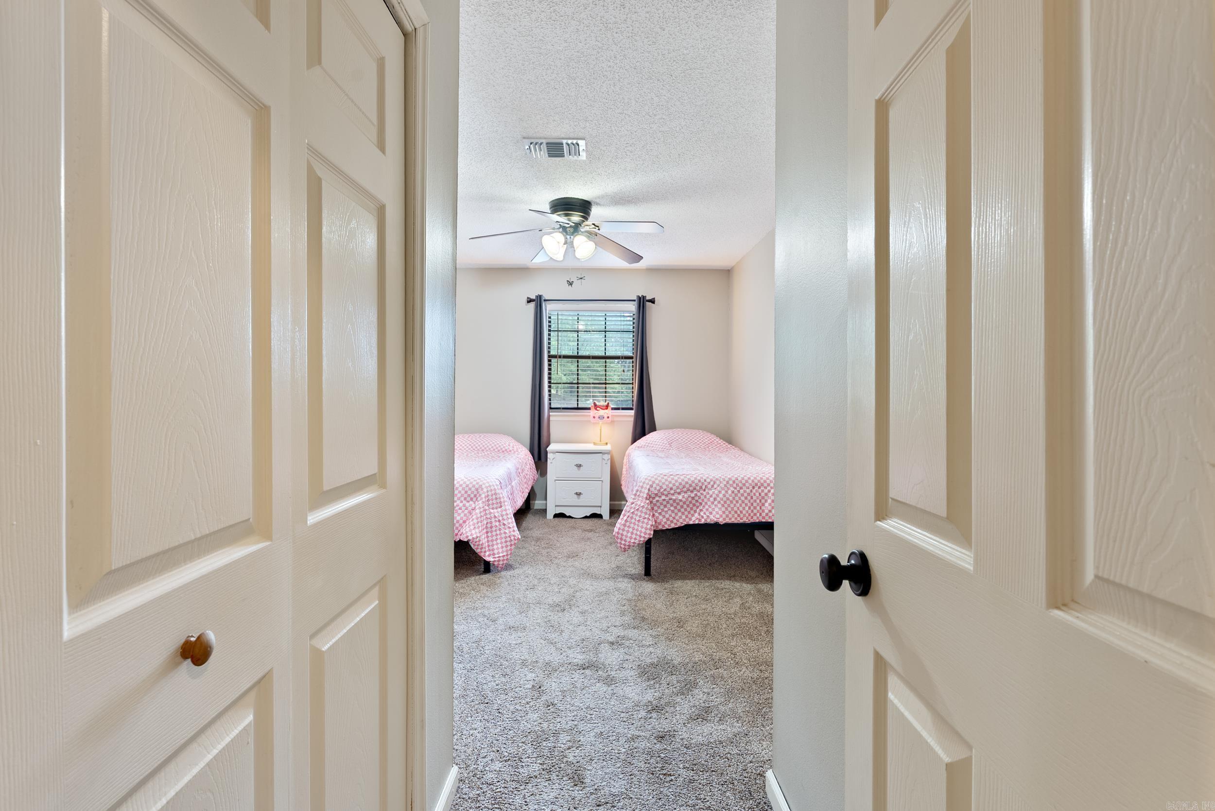 16 Rockledge  Maumelle, AR