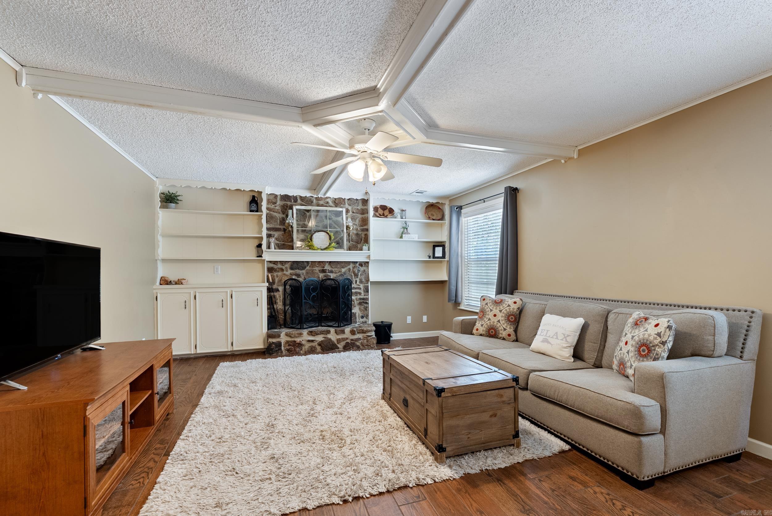 16 Rockledge  Maumelle, AR