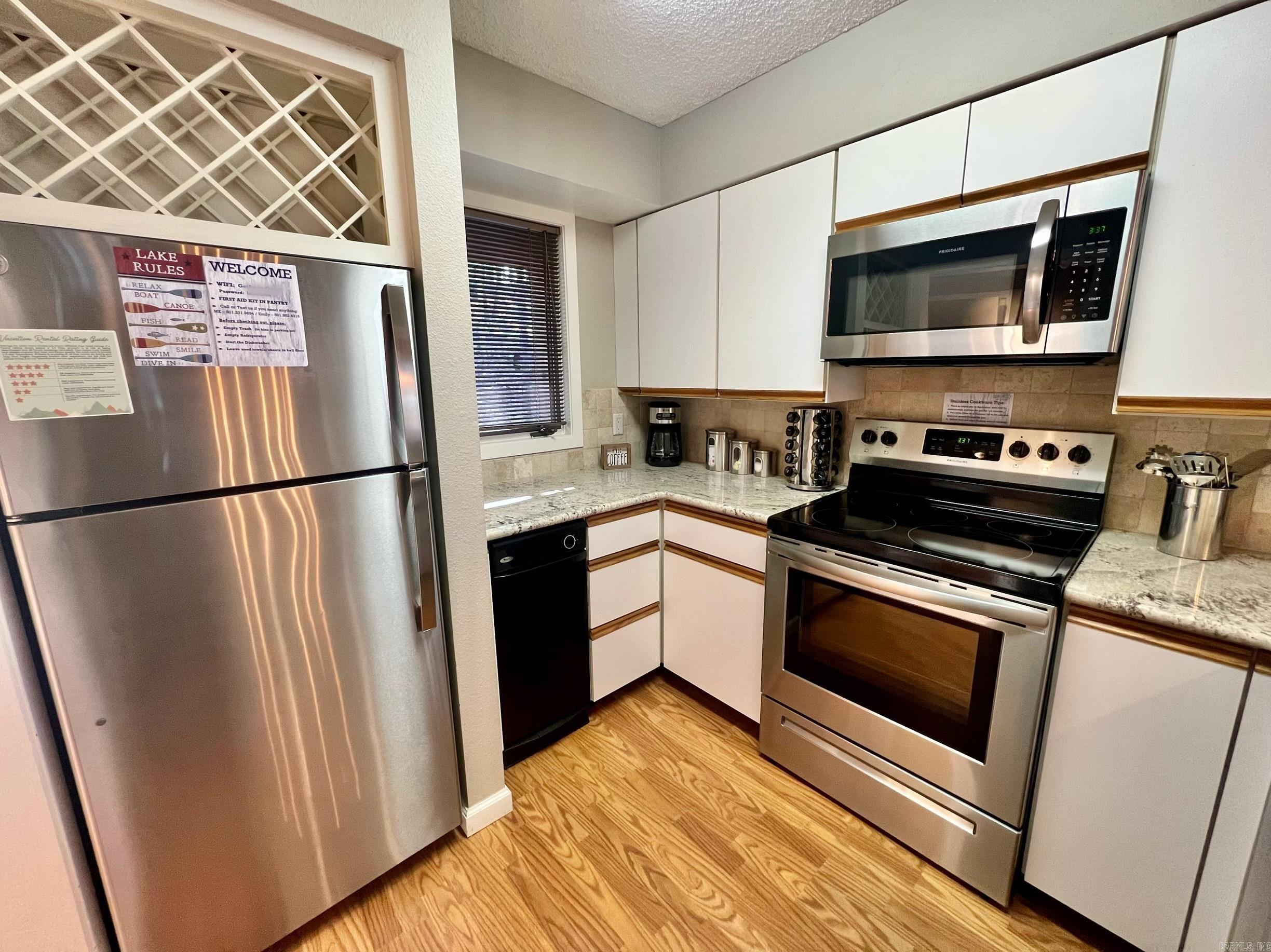 21 Pine Cove  Mount Ida, AR